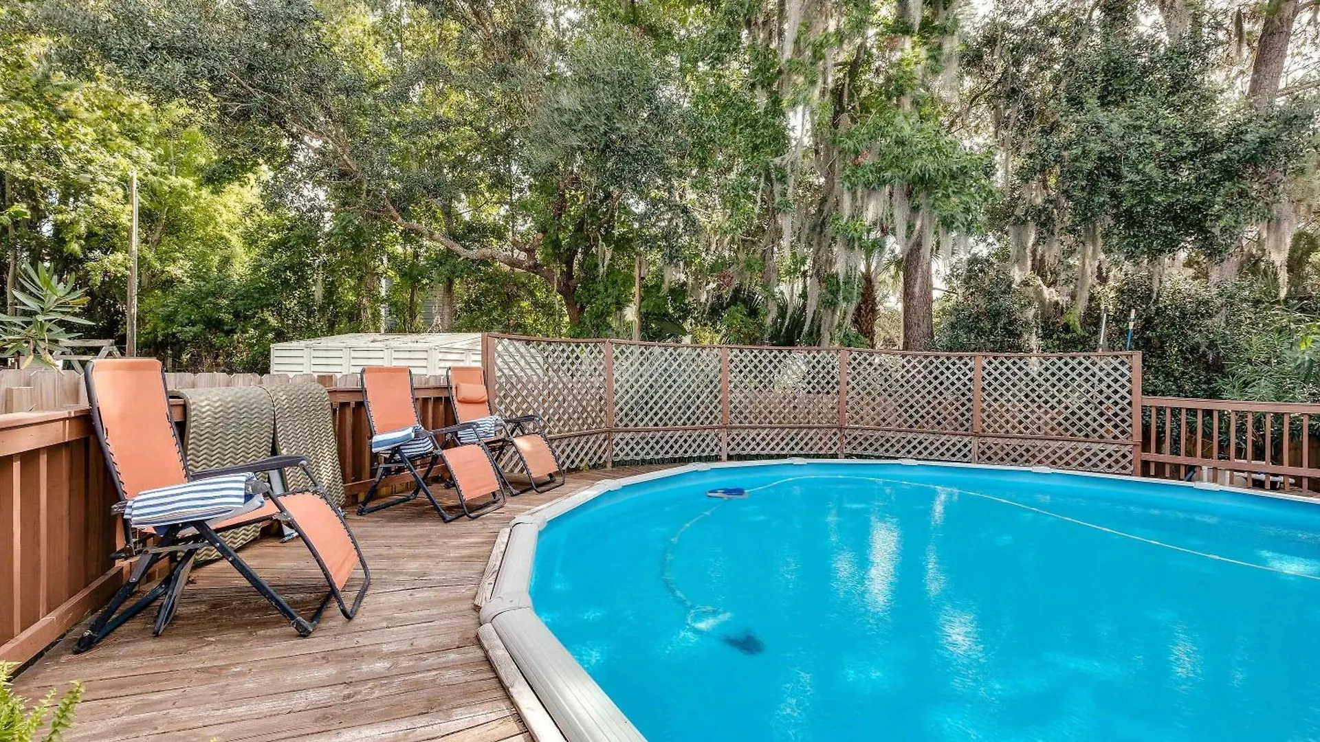 Refresh At Rivermist - *
