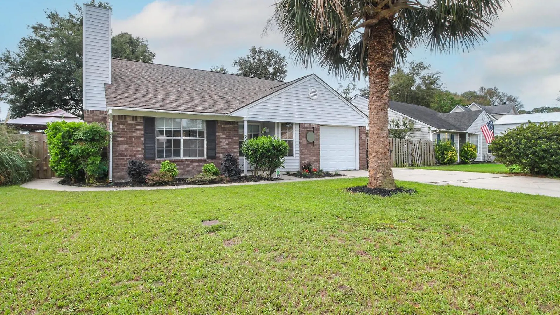 Near Dtwn And With Game Room! Savannah