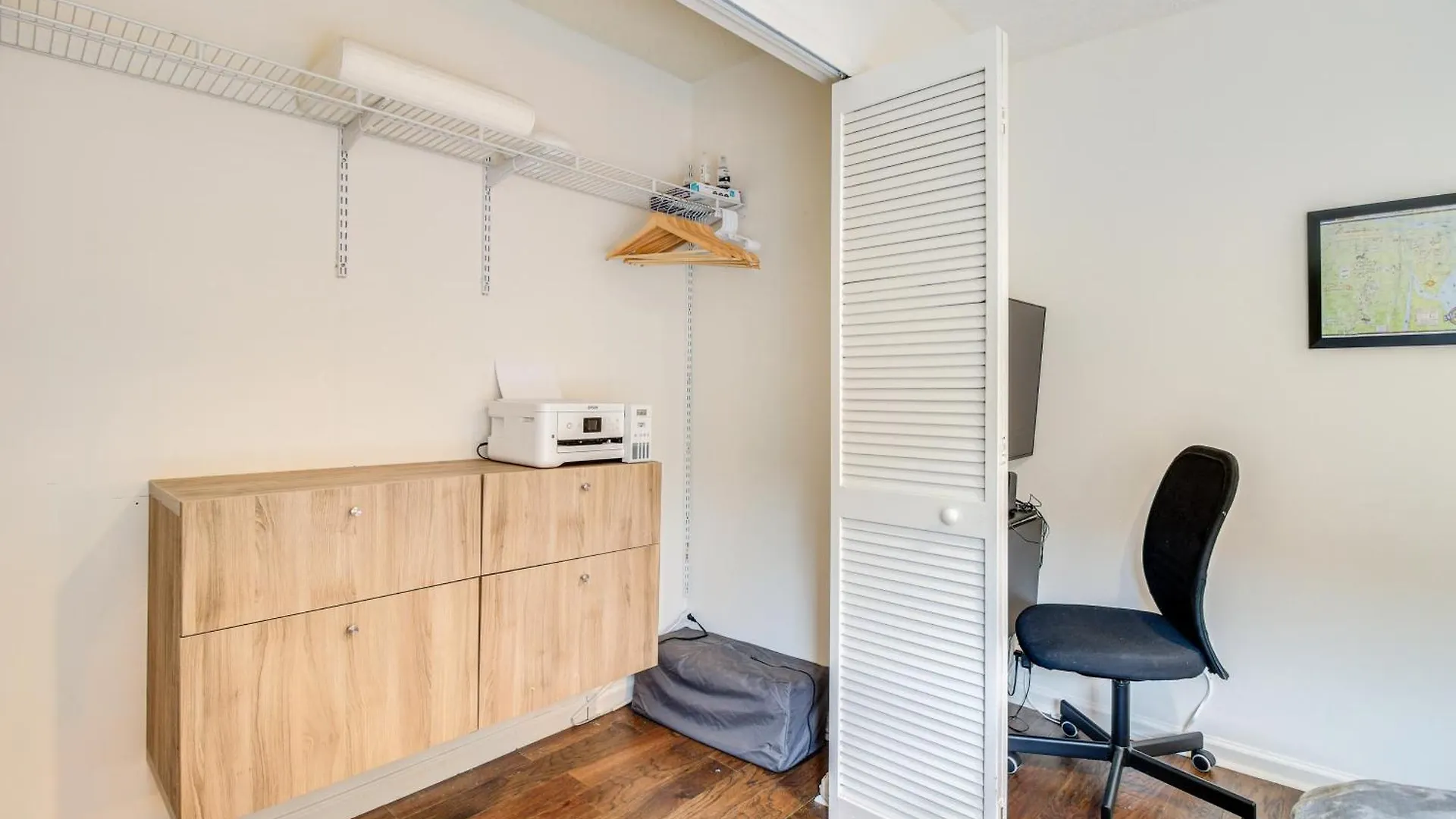 Near Dtwn And With Game Room!