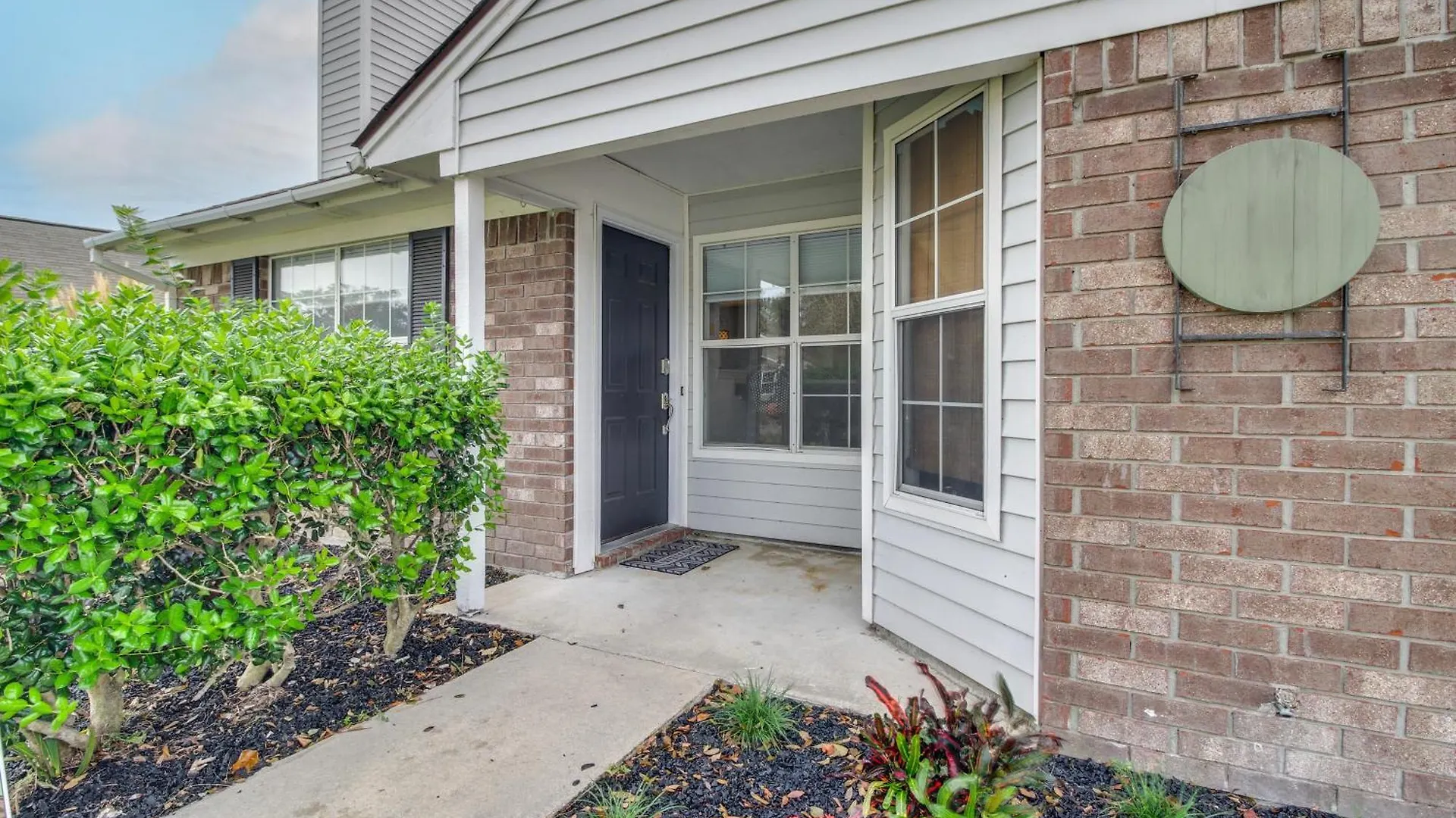 Near Dtwn And With Game Room! Savannah