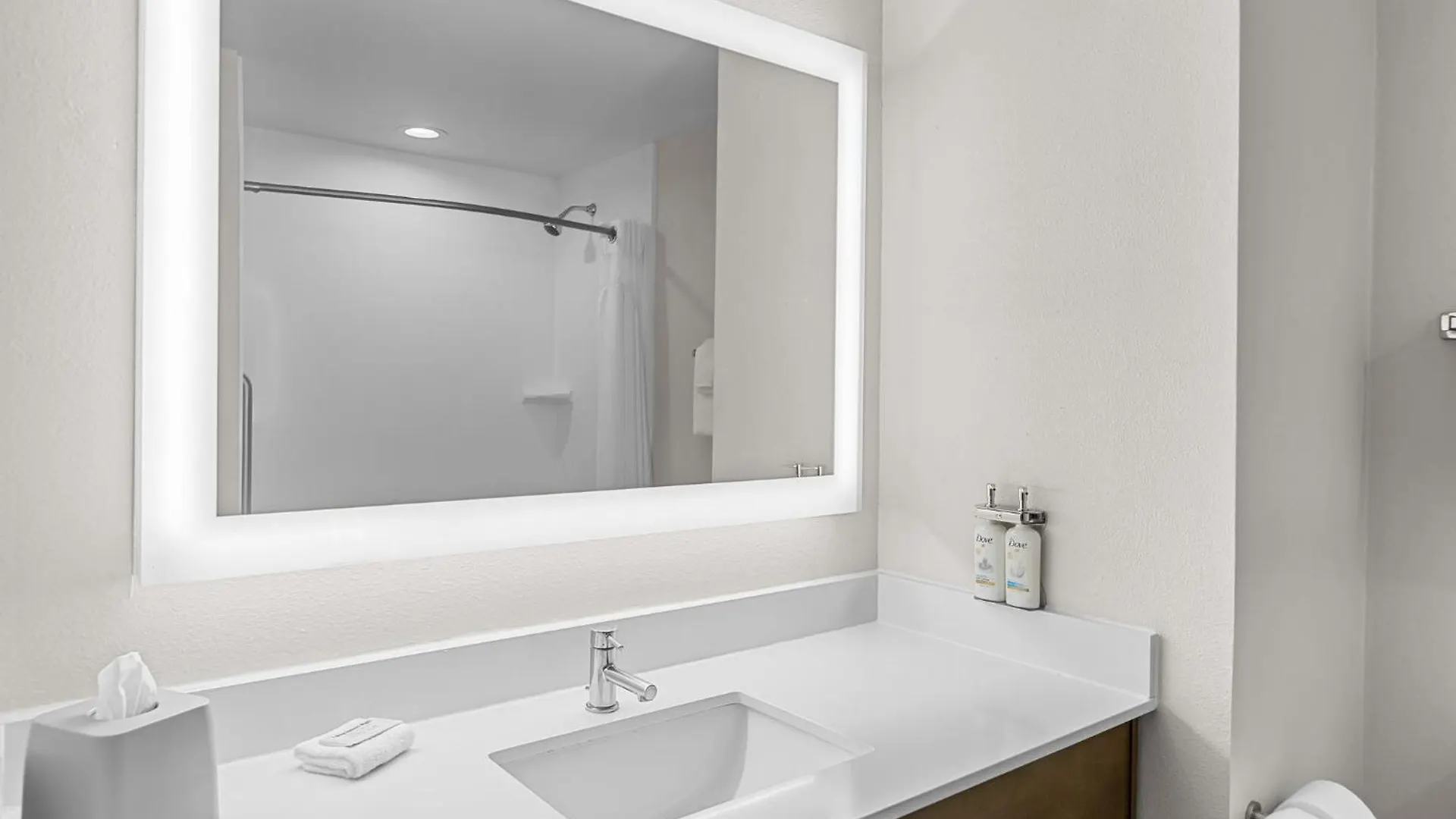 Hotel Express & Midtown By Ihg