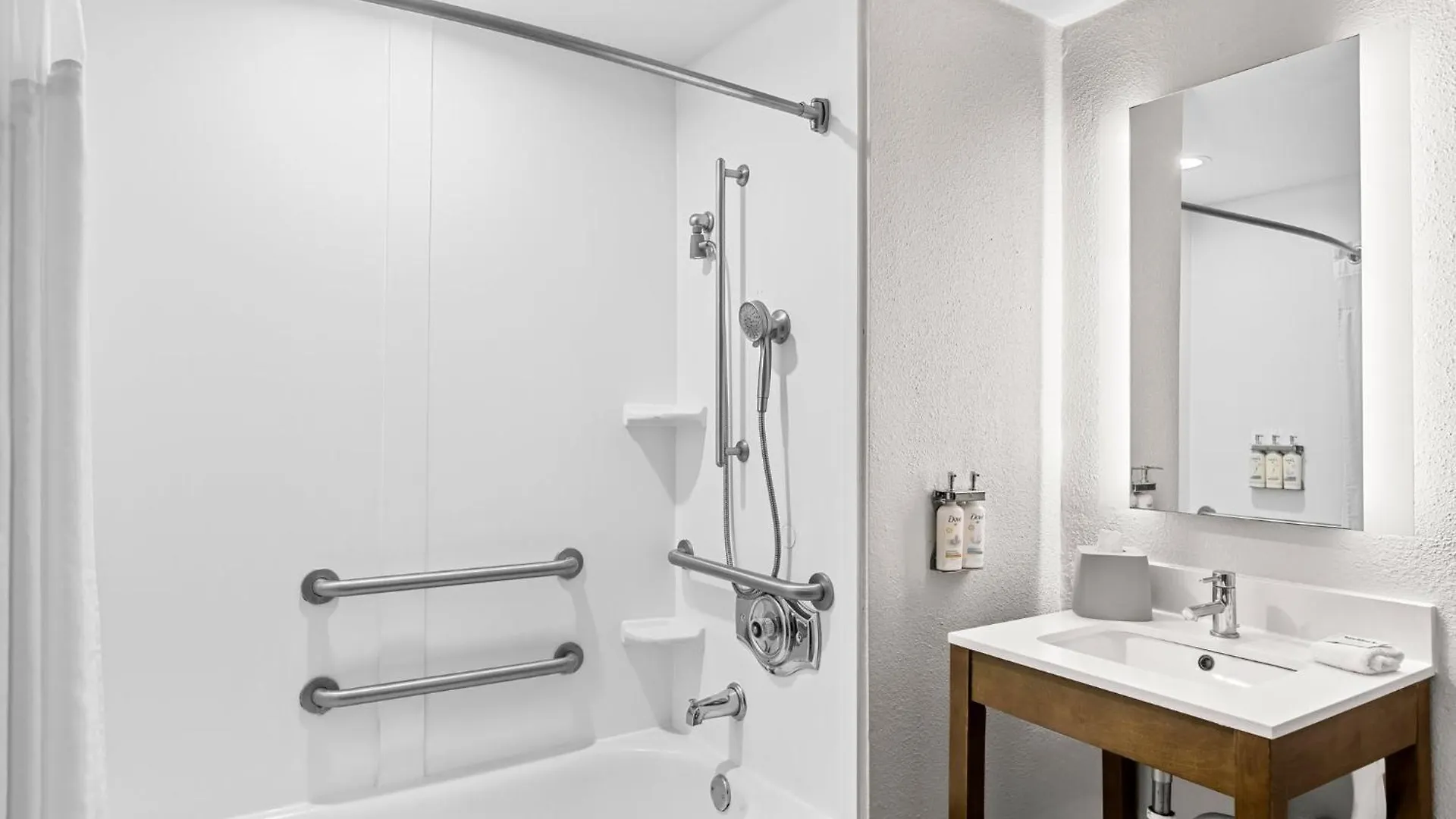 Express & Midtown By Ihg 3* Savannah