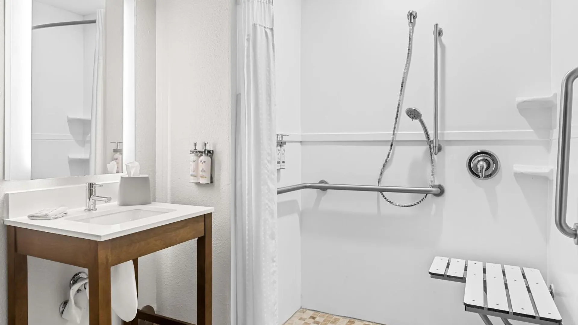 Express & Midtown By Ihg