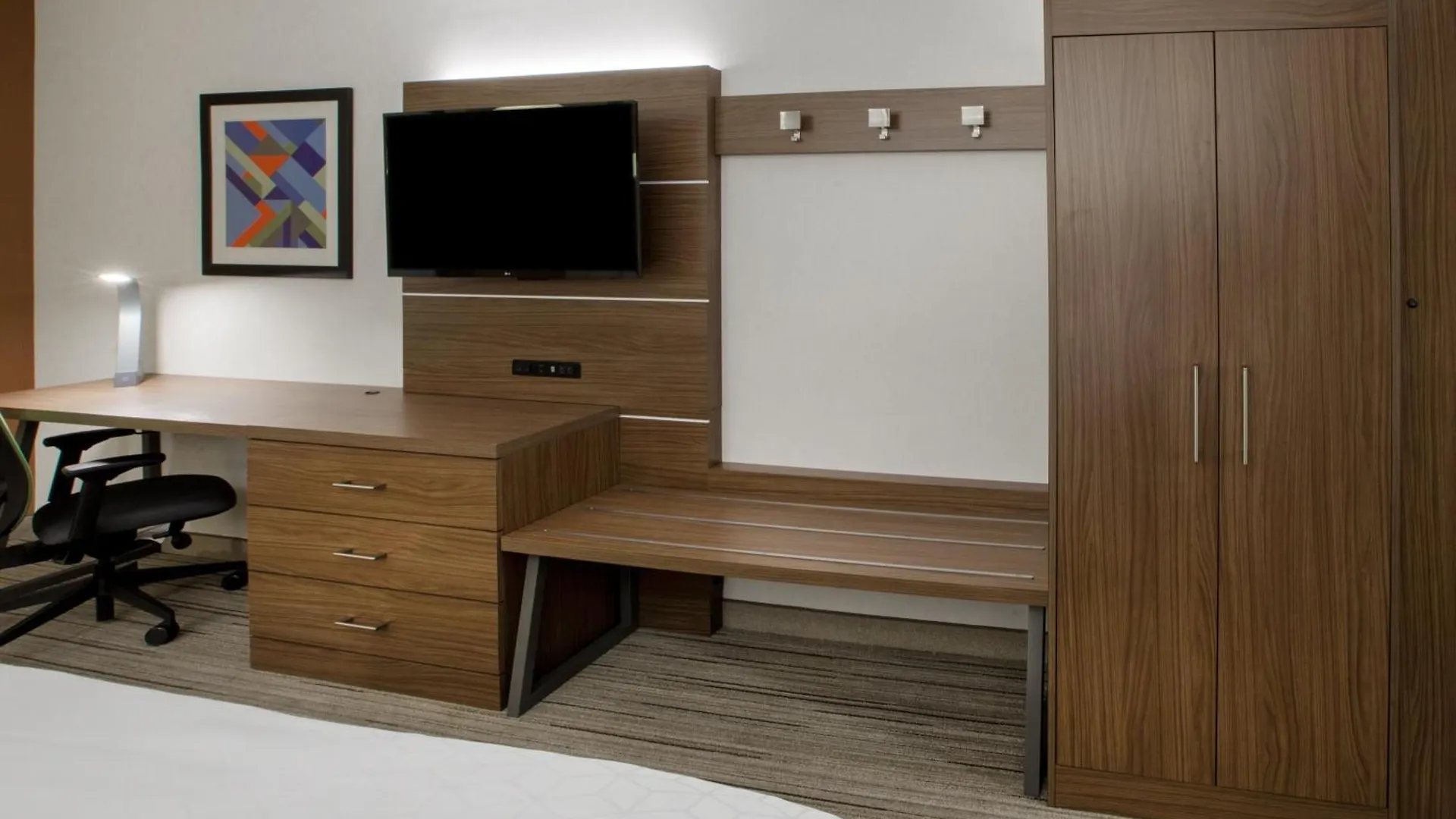 Express & Midtown By Ihg Hotel Savannah