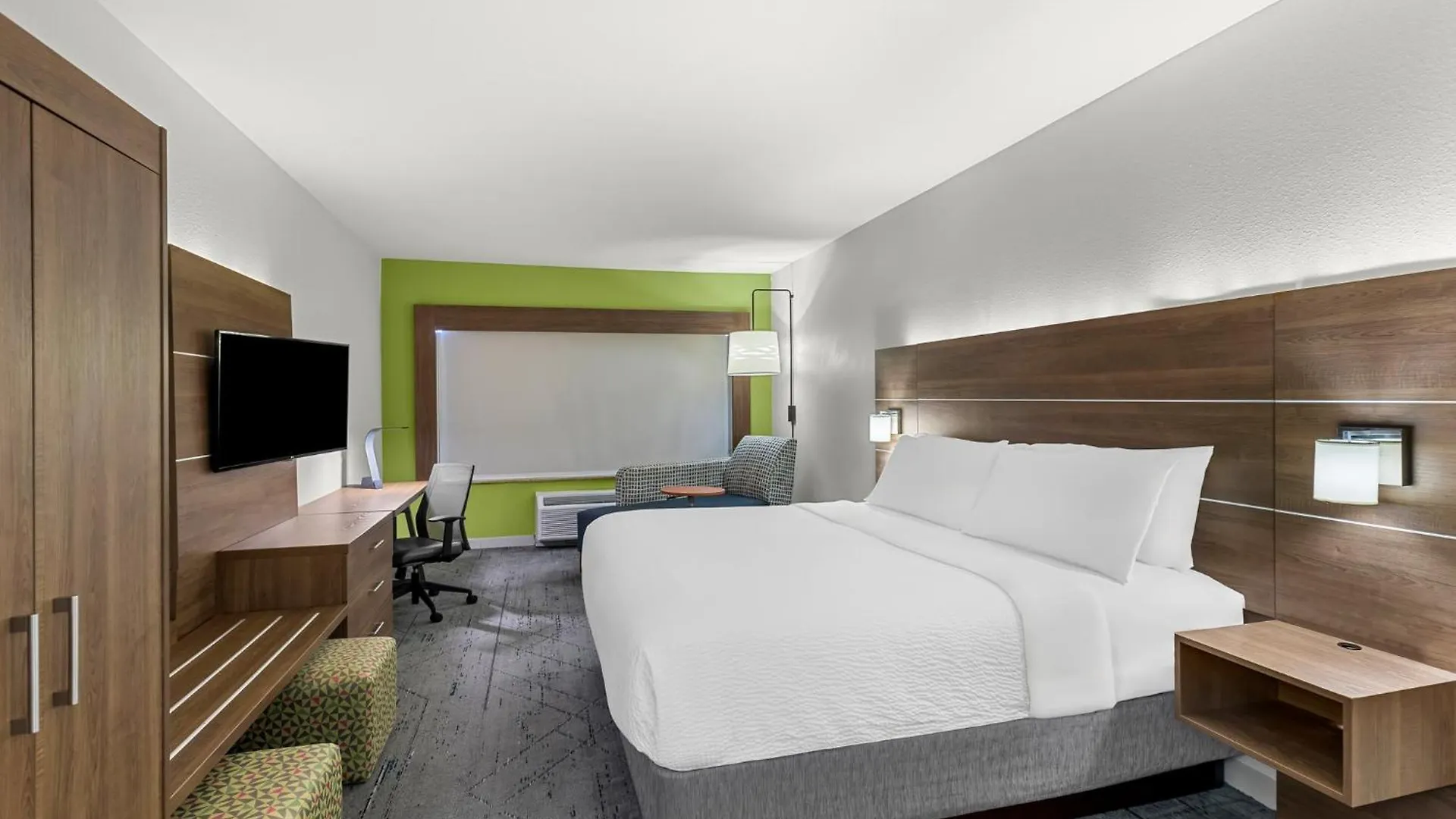 Hotel Express & Midtown By Ihg 3*