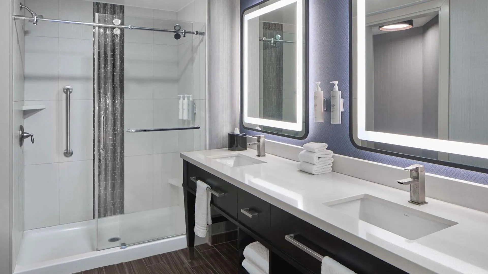 Homewood Historic District/riverfront Hotel 3*