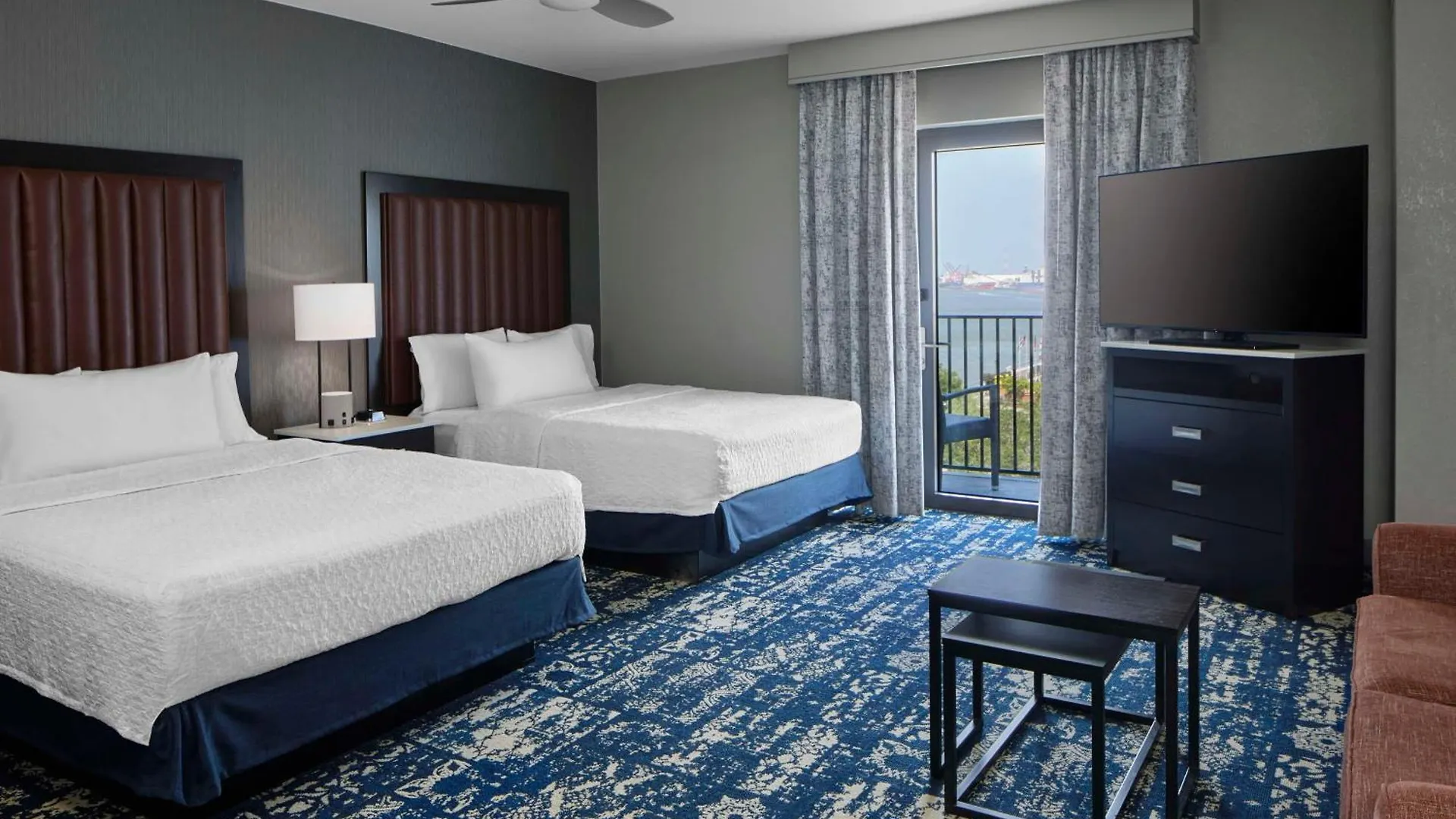 Homewood Historic District/riverfront 3* Savannah