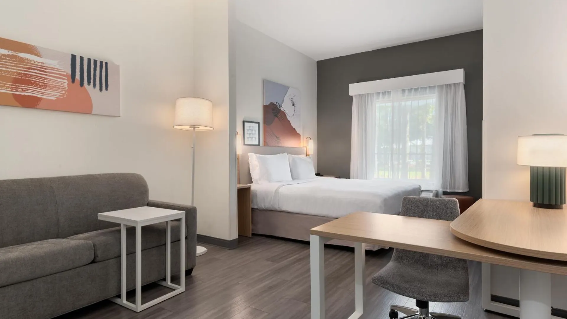 Spark By Hilton South I-95 Hotel 2*