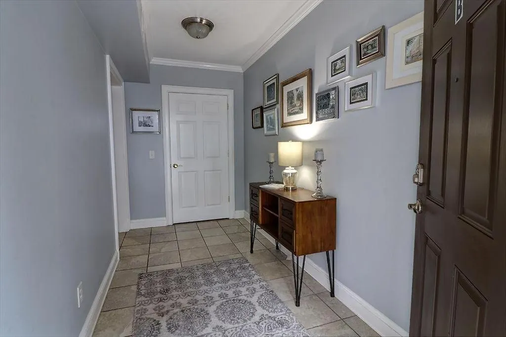 305 W Taylor Garden Holiday home *