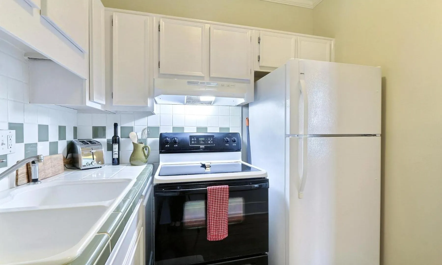Apartment 121 W Jones Loft 4f Savannah