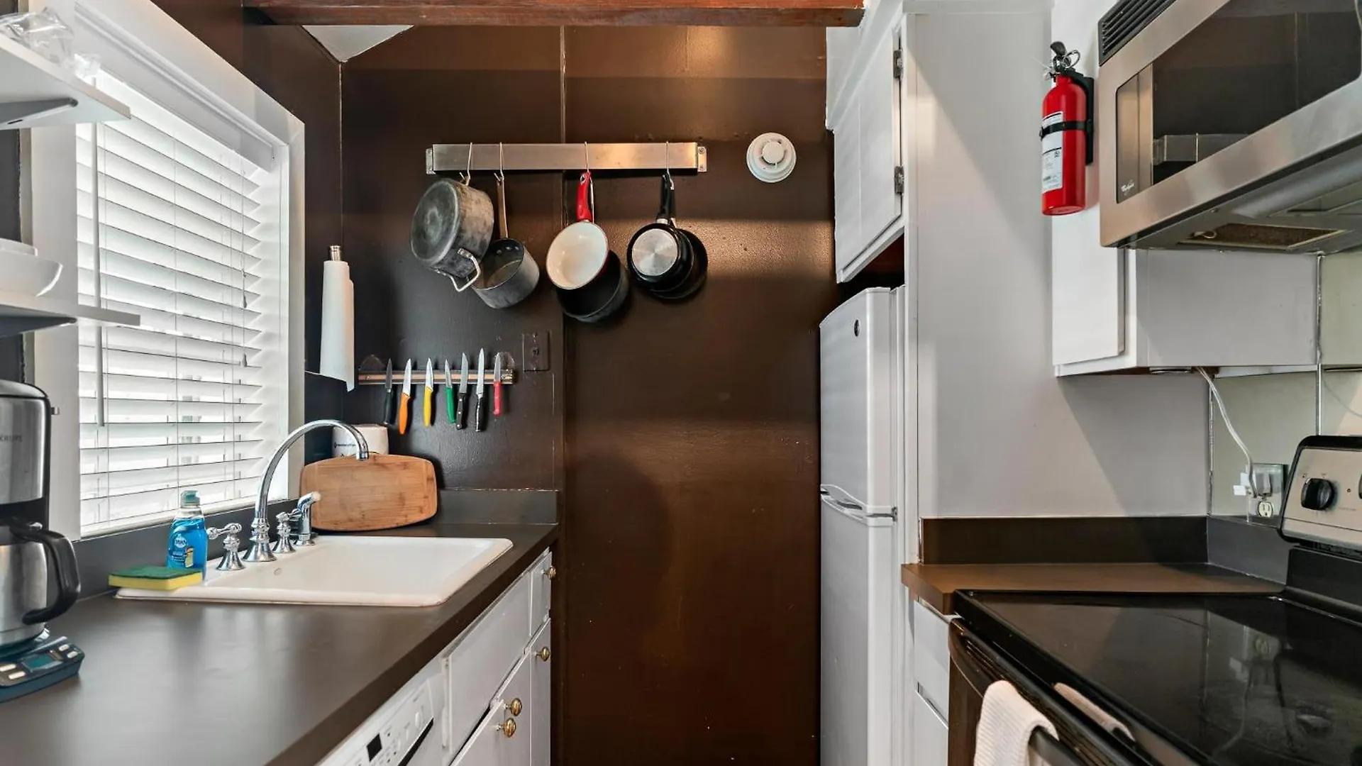 16 E Jones Carriage House Holiday home