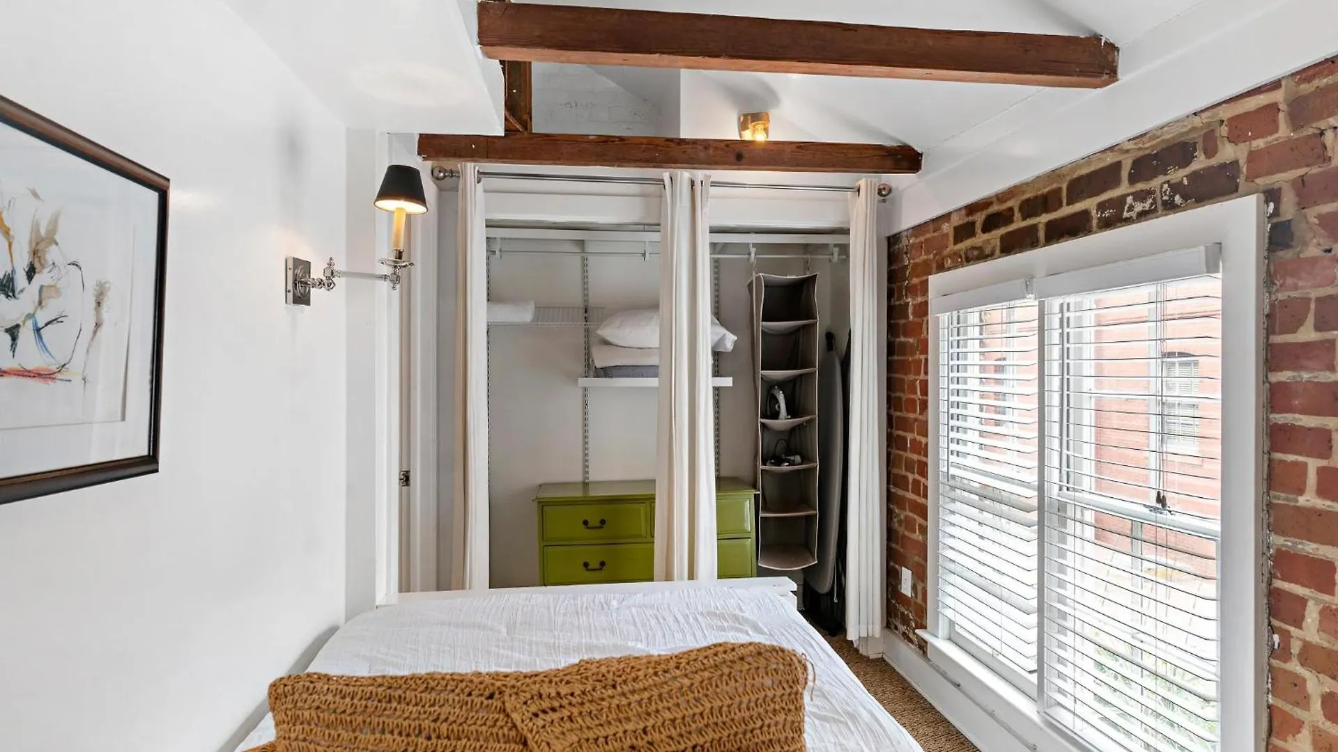 Holiday home 16 E Jones Carriage House Savannah