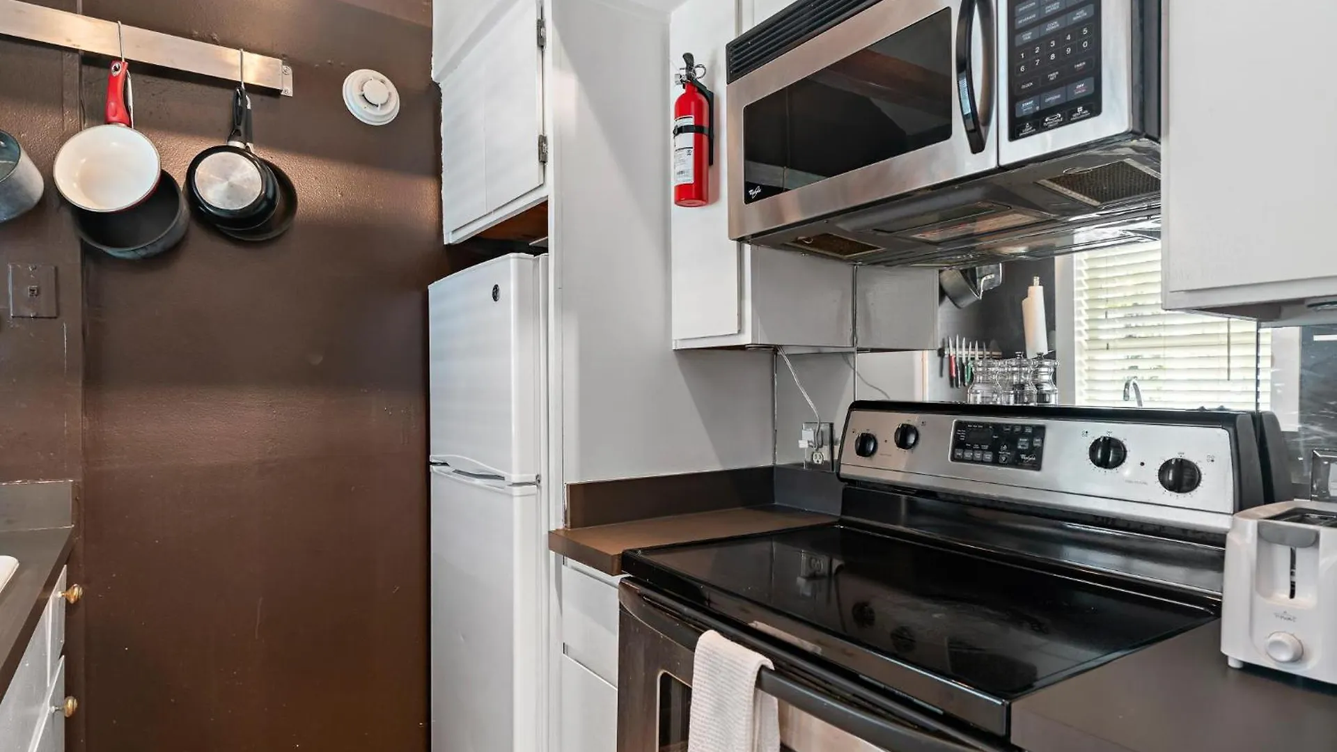 16 E Jones Carriage House