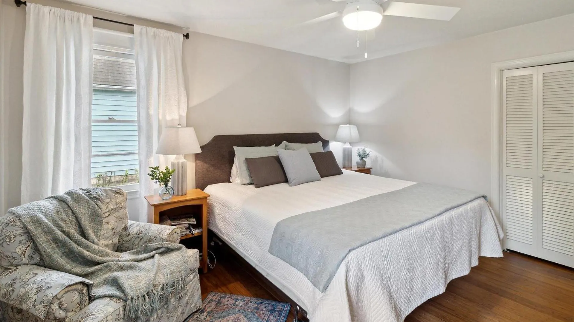 32 Romney Place Holiday home *