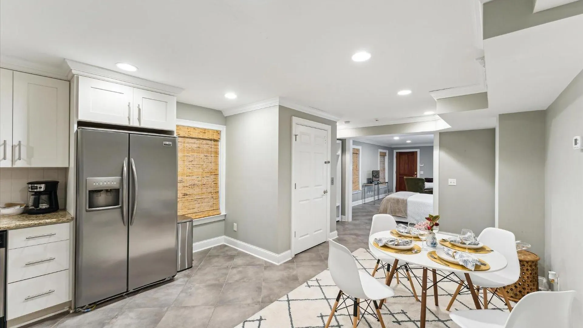 308 W Taylor Street Garden Apartment