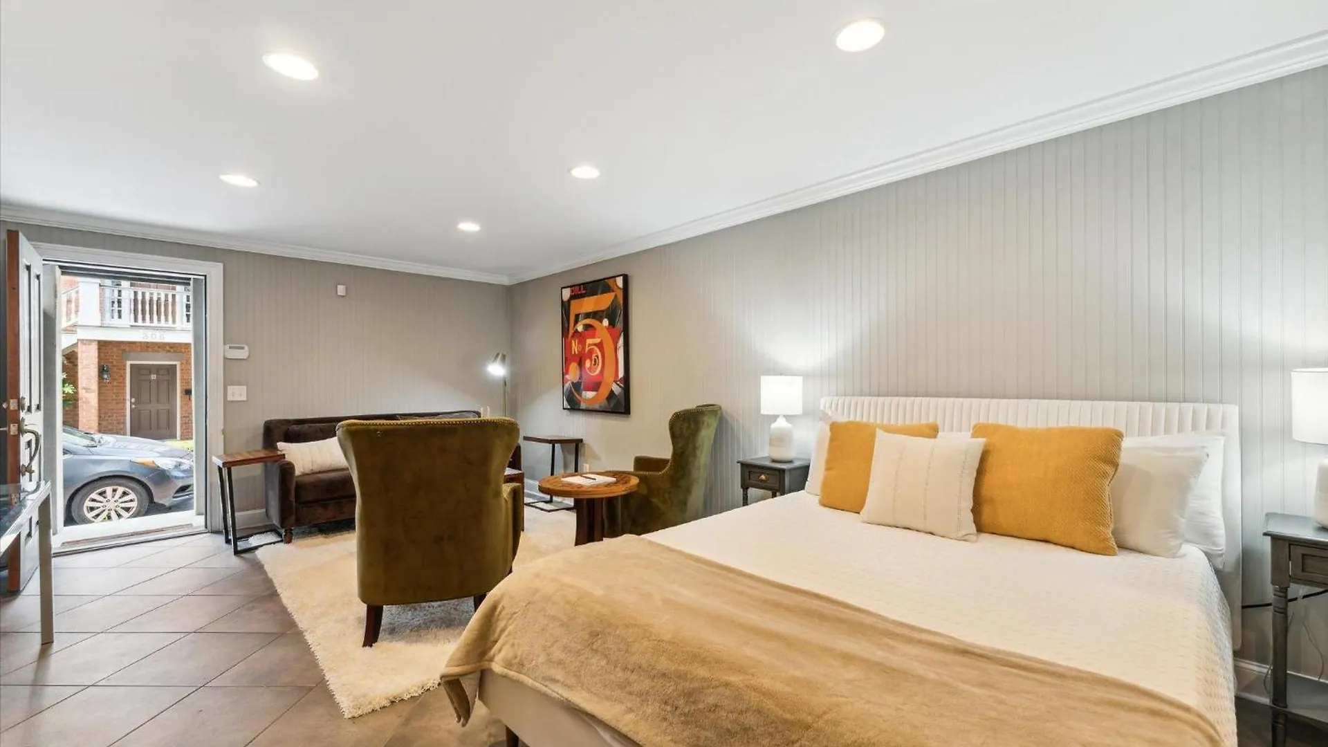 308 W Taylor Street Garden Apartment