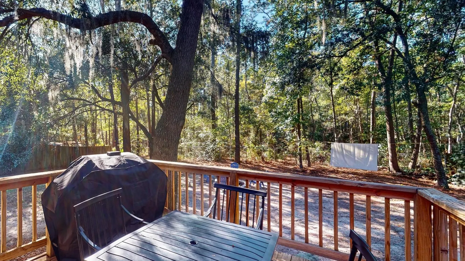 Holiday home 7 Leeward Ct. *