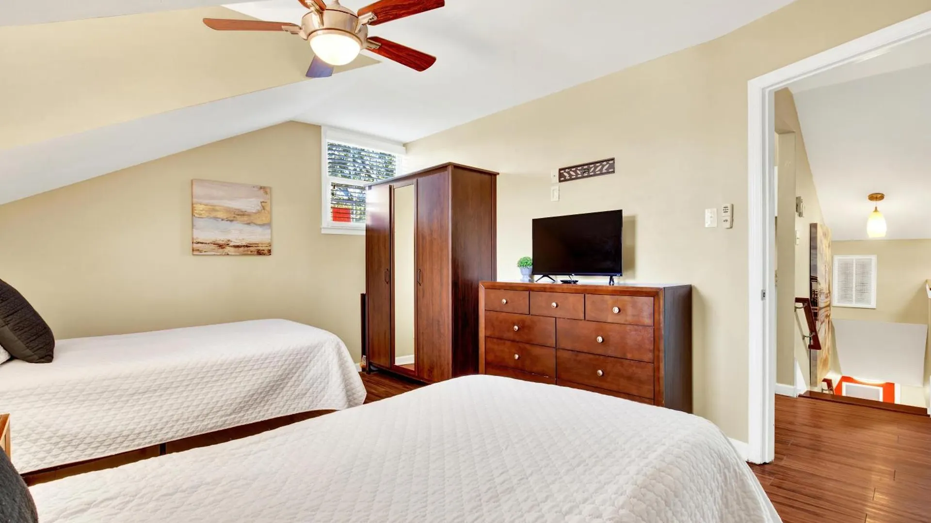 Apartment 704 Abercorn *