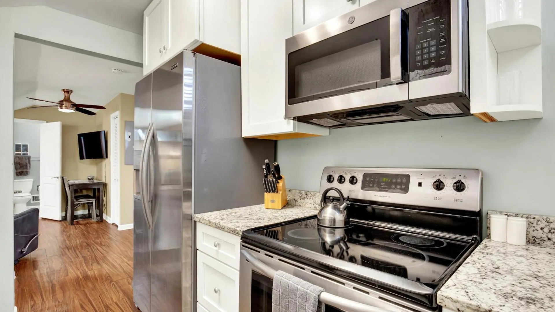 704 Abercorn Apartment Savannah
