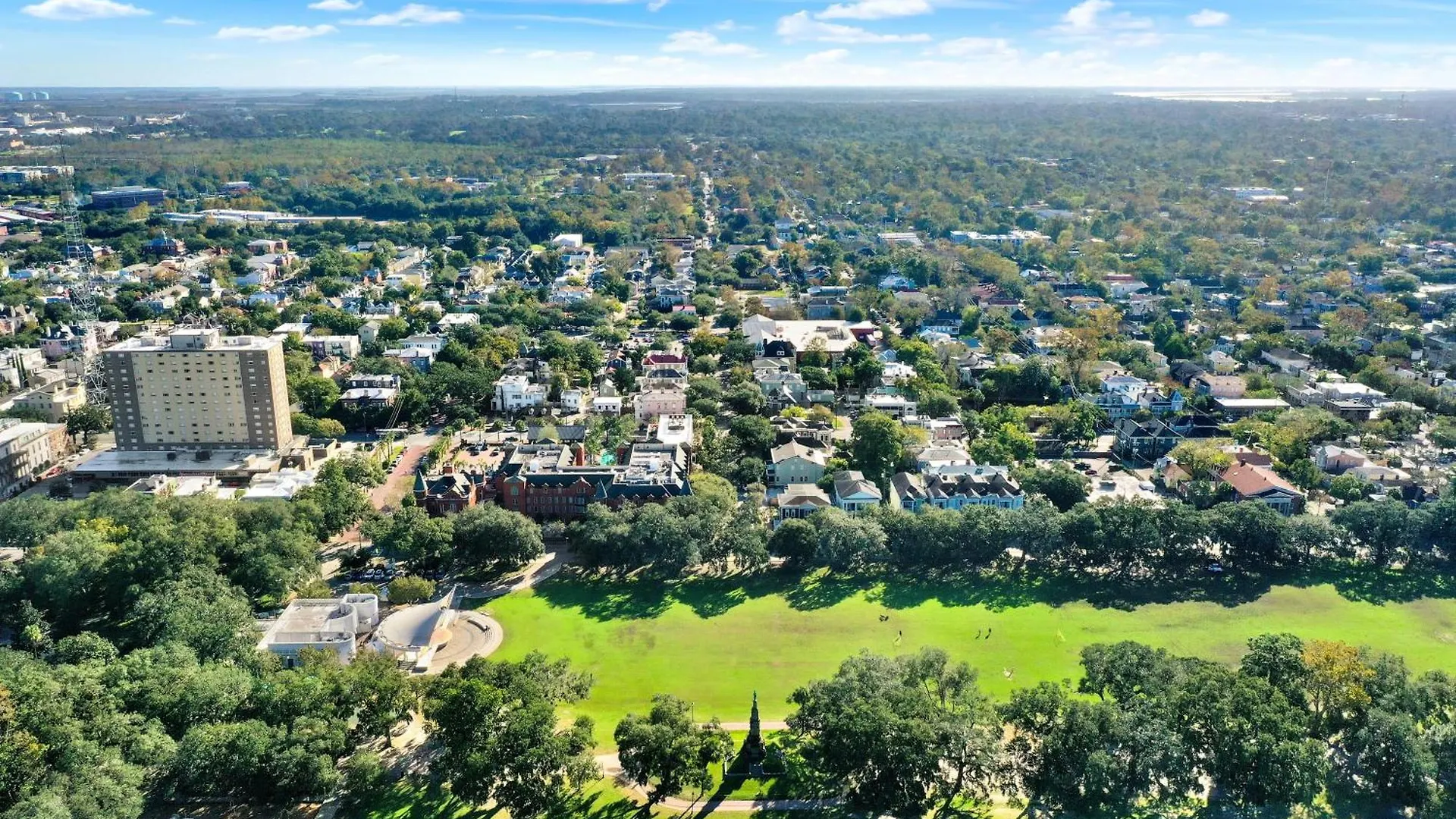 704 Abercorn *