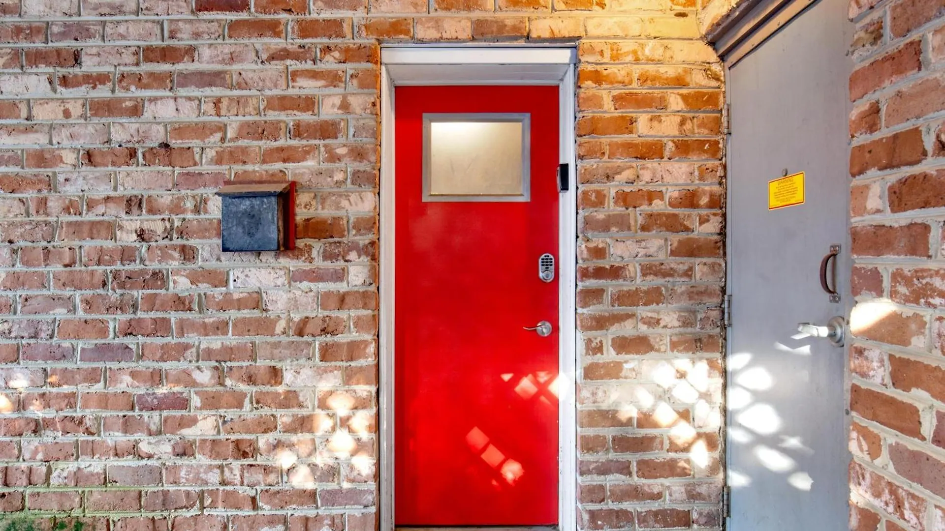 704 Abercorn * Savannah