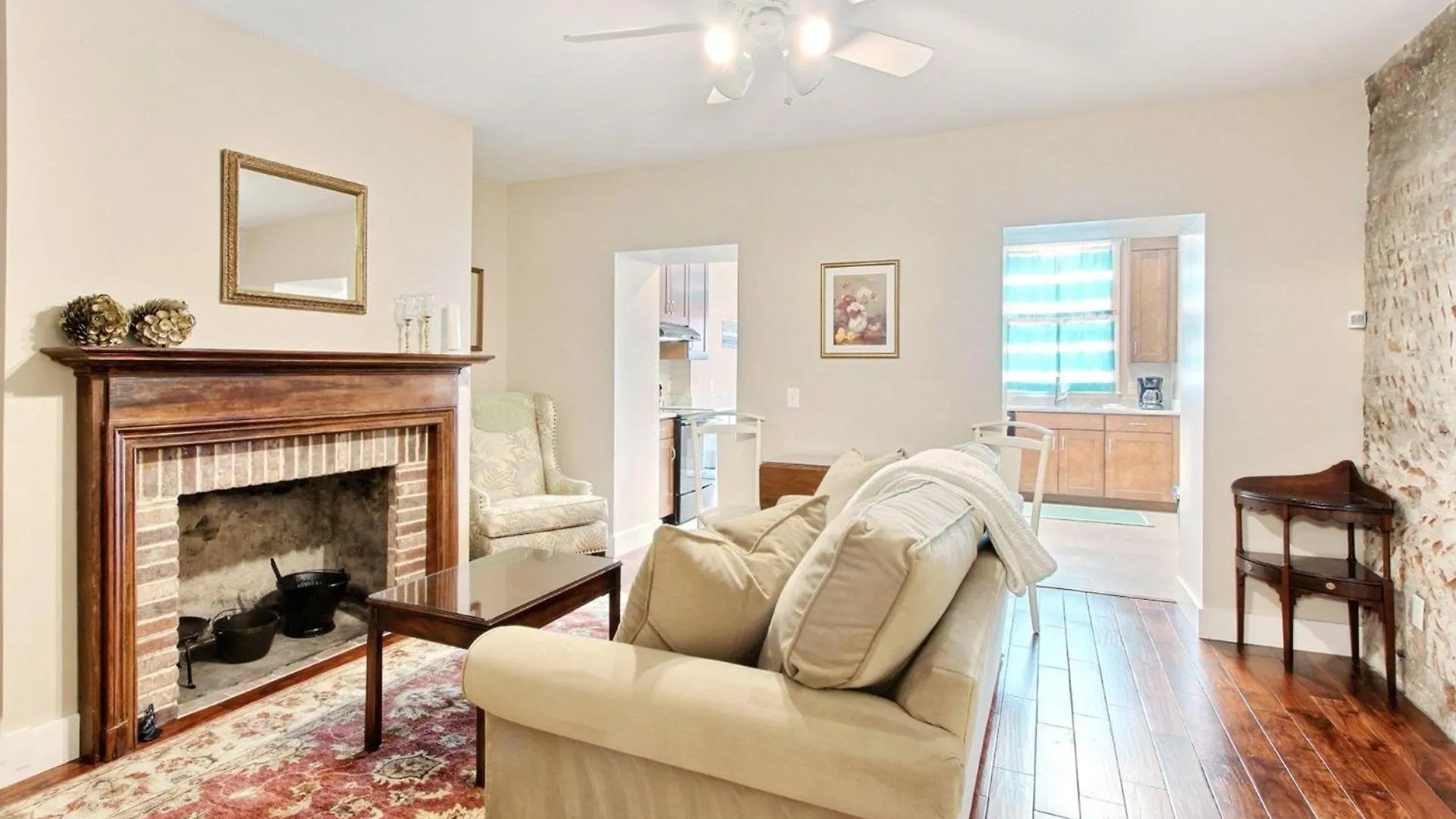 Change Of Place Garden Level Apartment Savannah