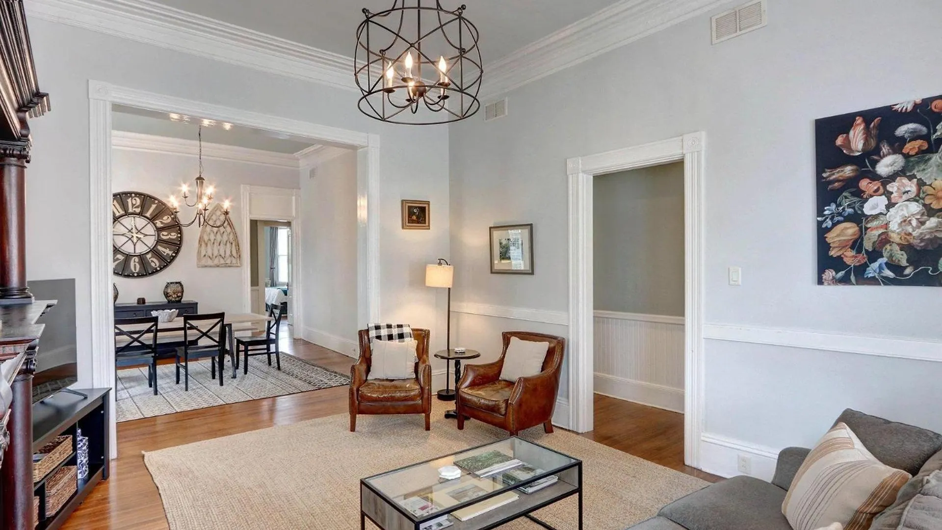 Parlor On Park *