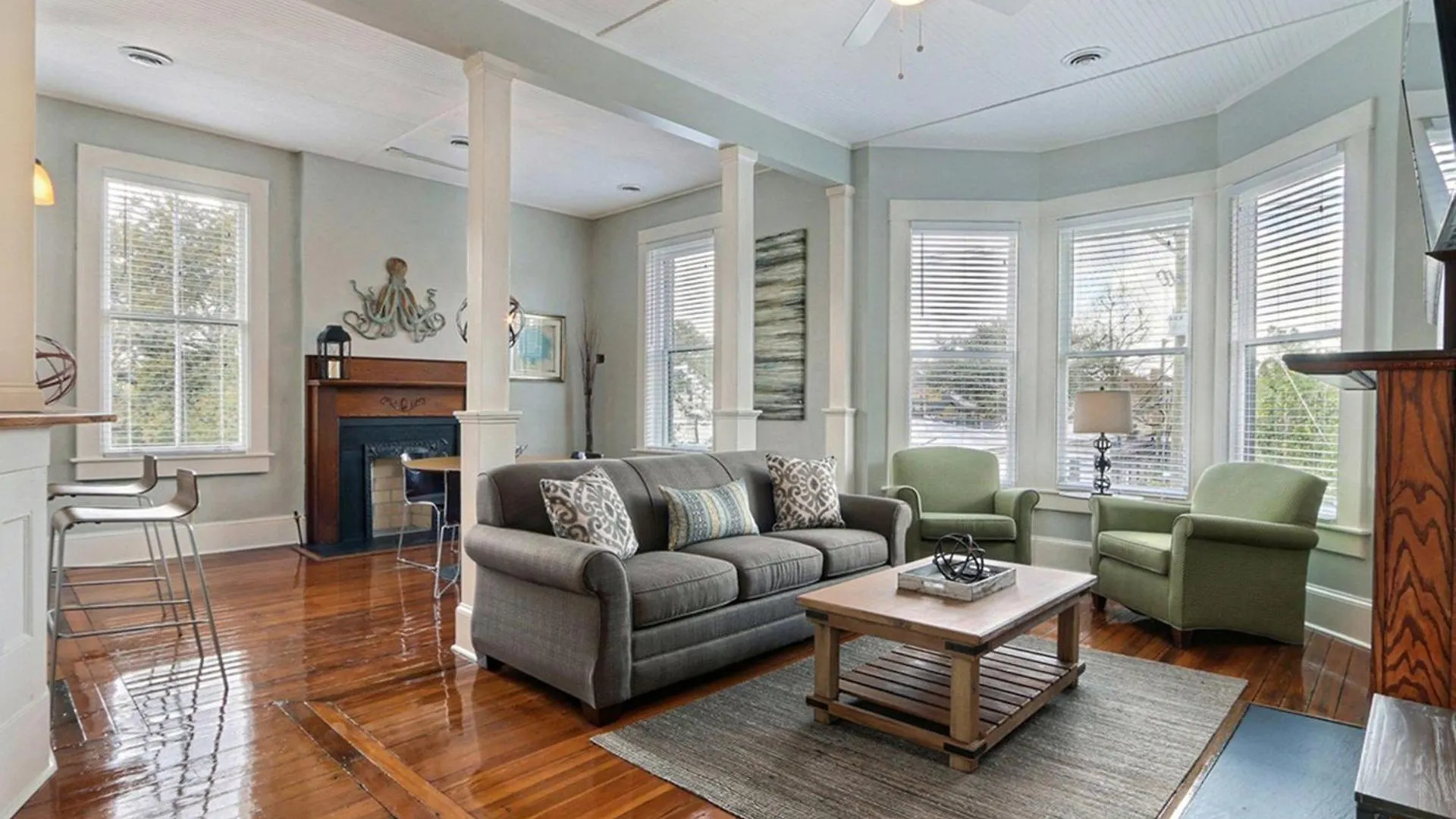 Lafayette Row Unit 3 Apartment Savannah