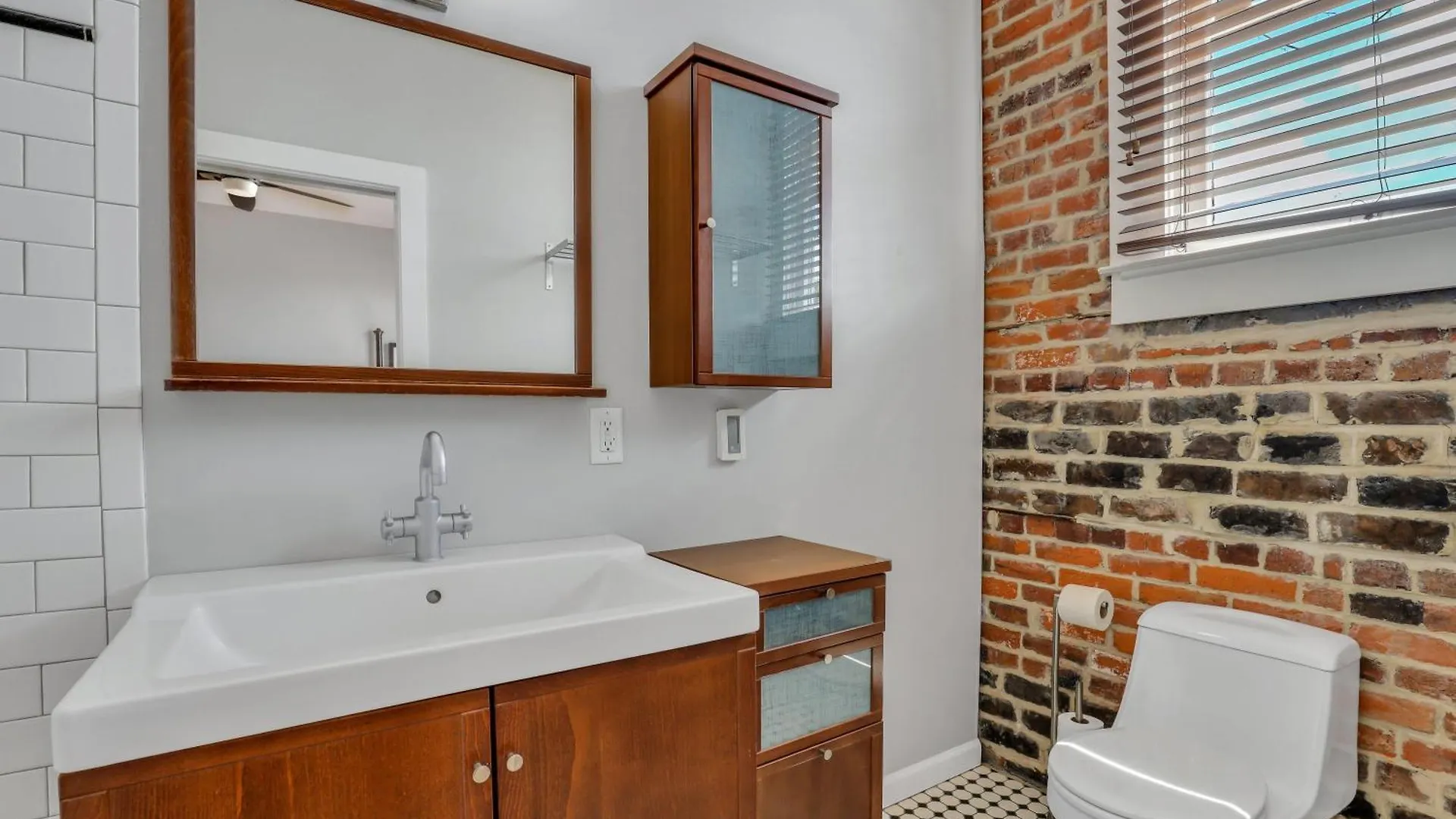 At 1014 Holiday home
