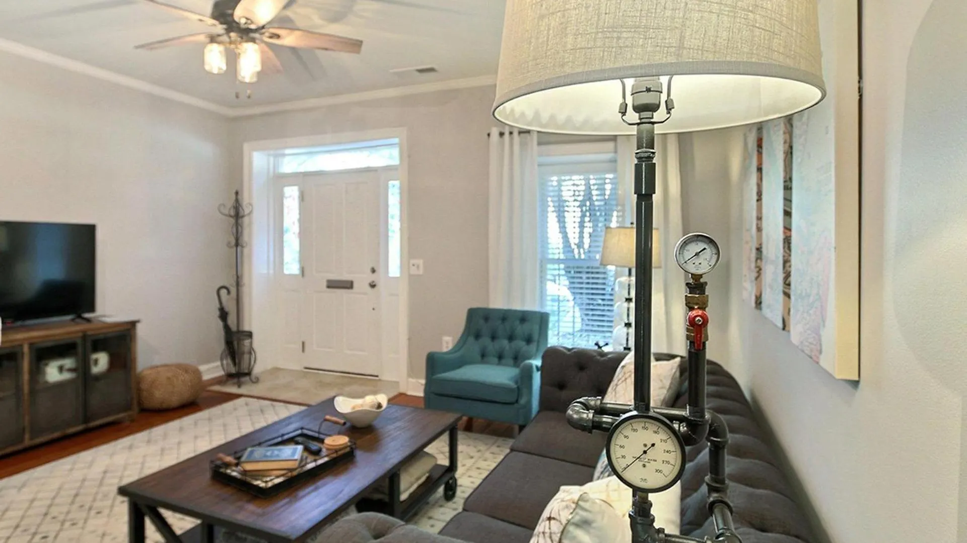 Historic Townhouse On Tattnall サバンナ