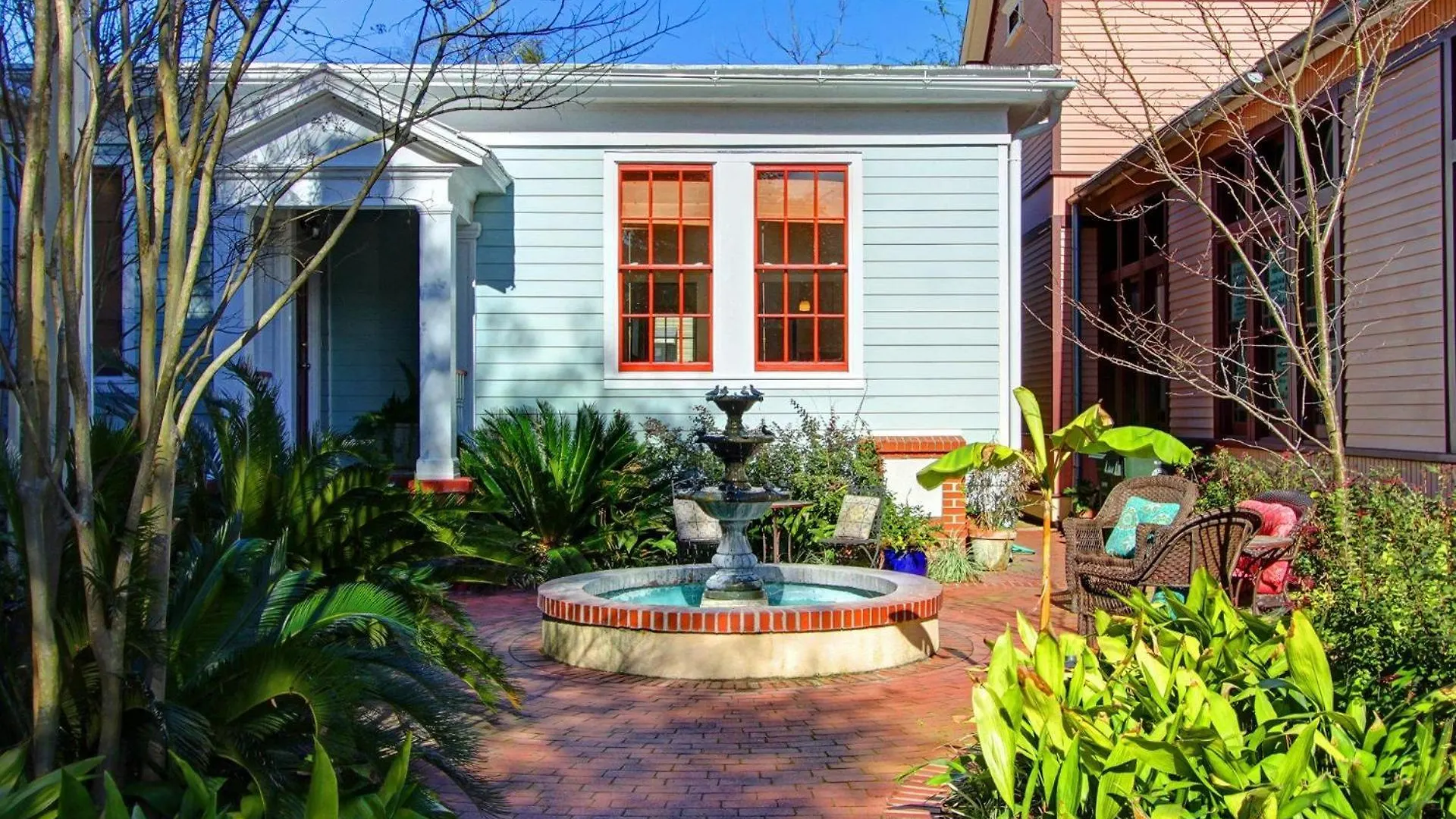 Fountain View Savannah