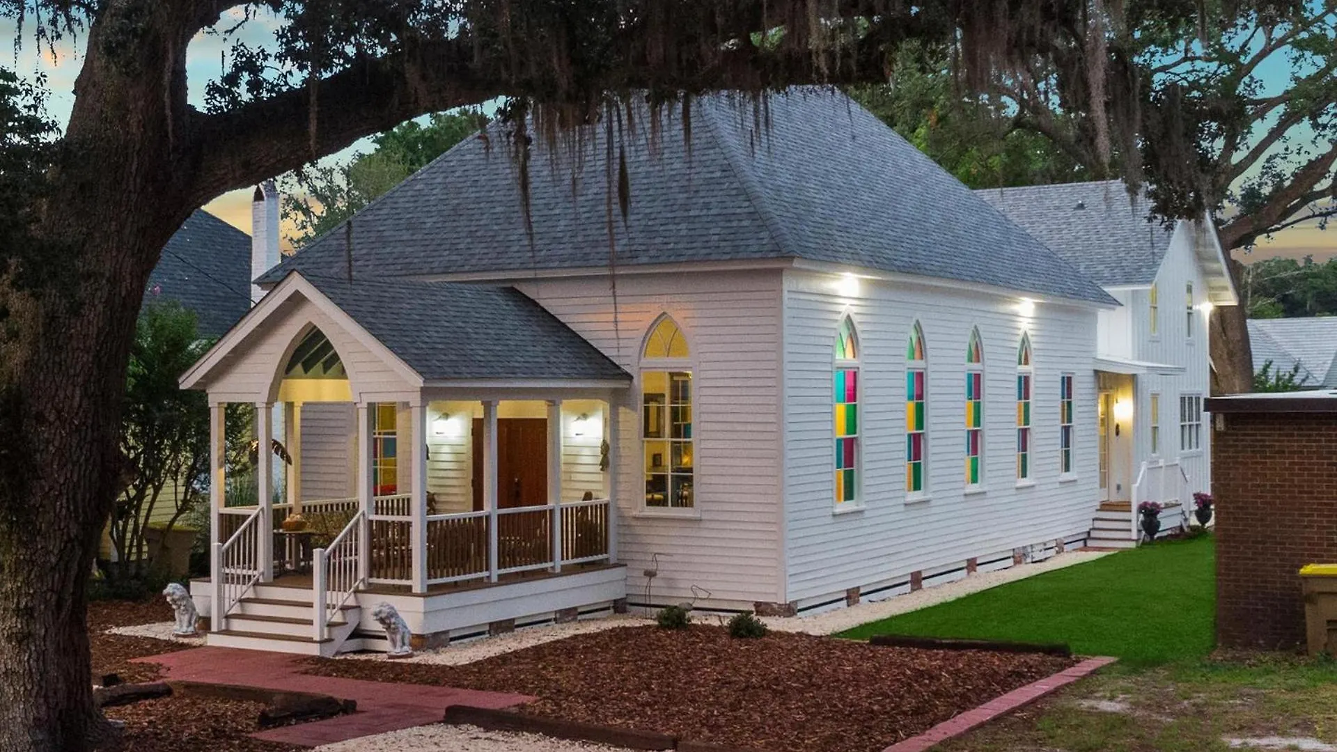 The Sanctuary Thunderbolt Savannah