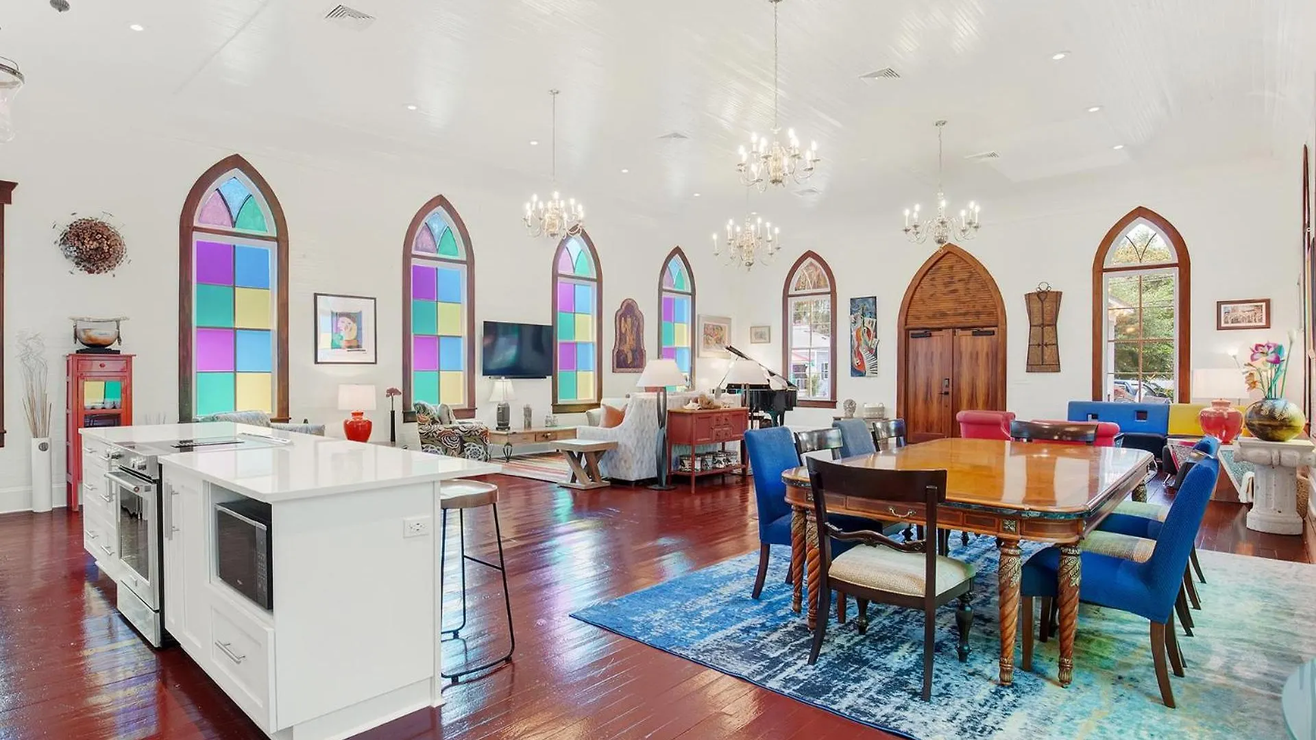 The Sanctuary Thunderbolt Savannah