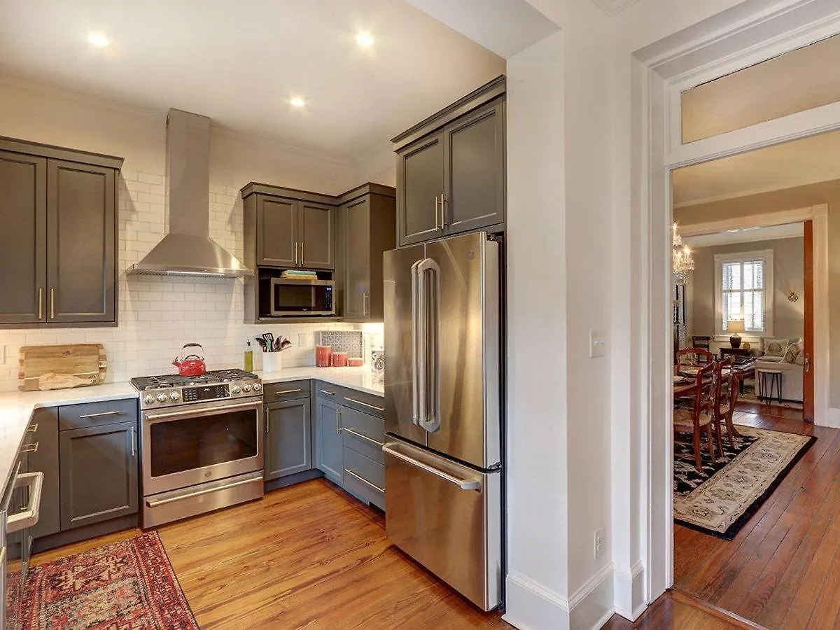 Luxury On Lincoln Holiday home Savannah