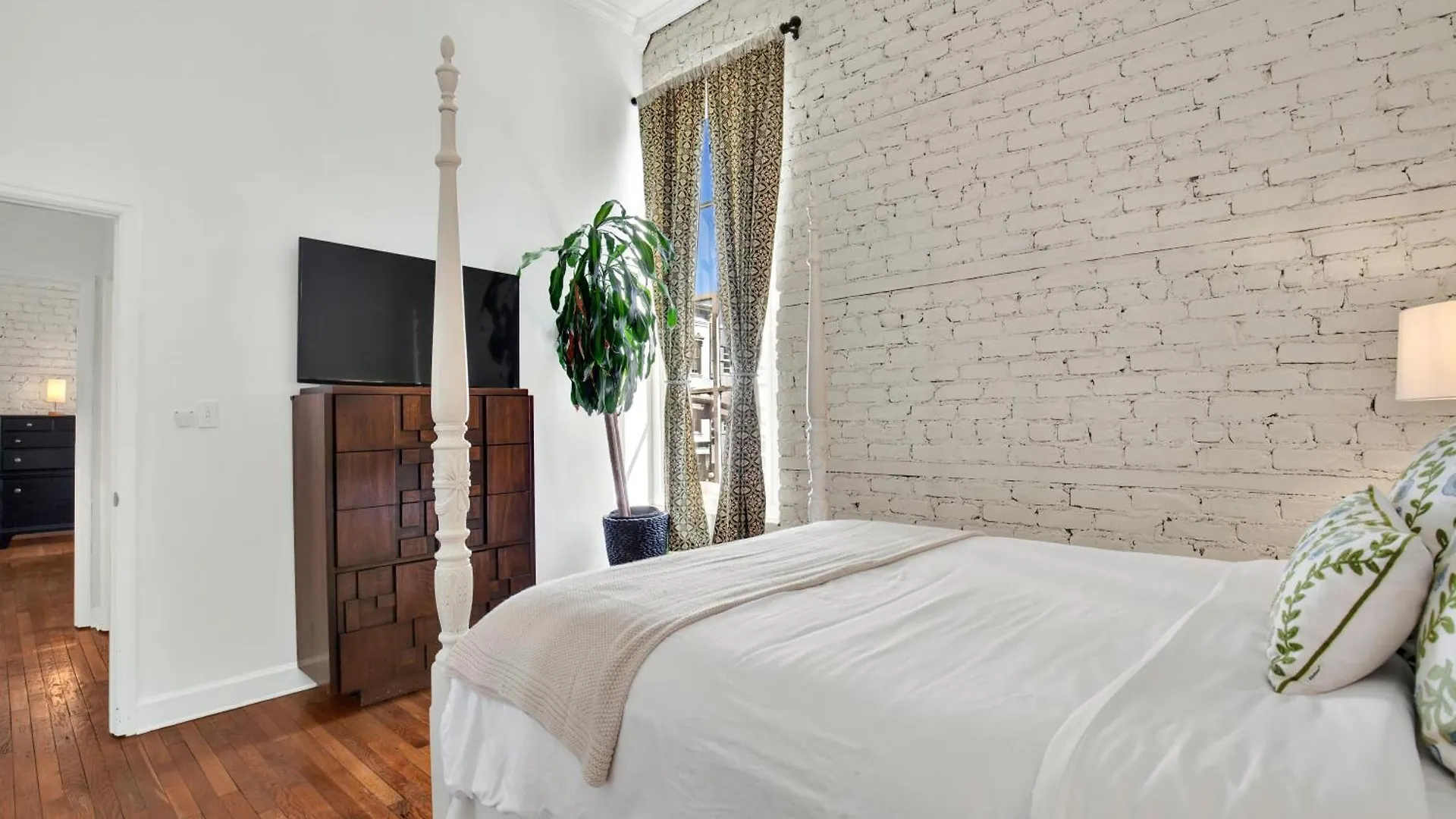 Apartment Broughton Retreat Savannah