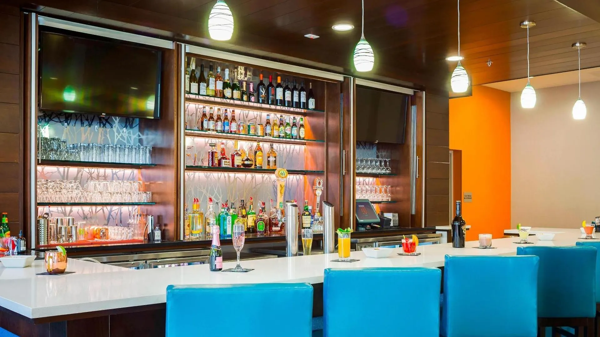 Fairfield & By Marriott Downtown Historic District 3* Savannah
