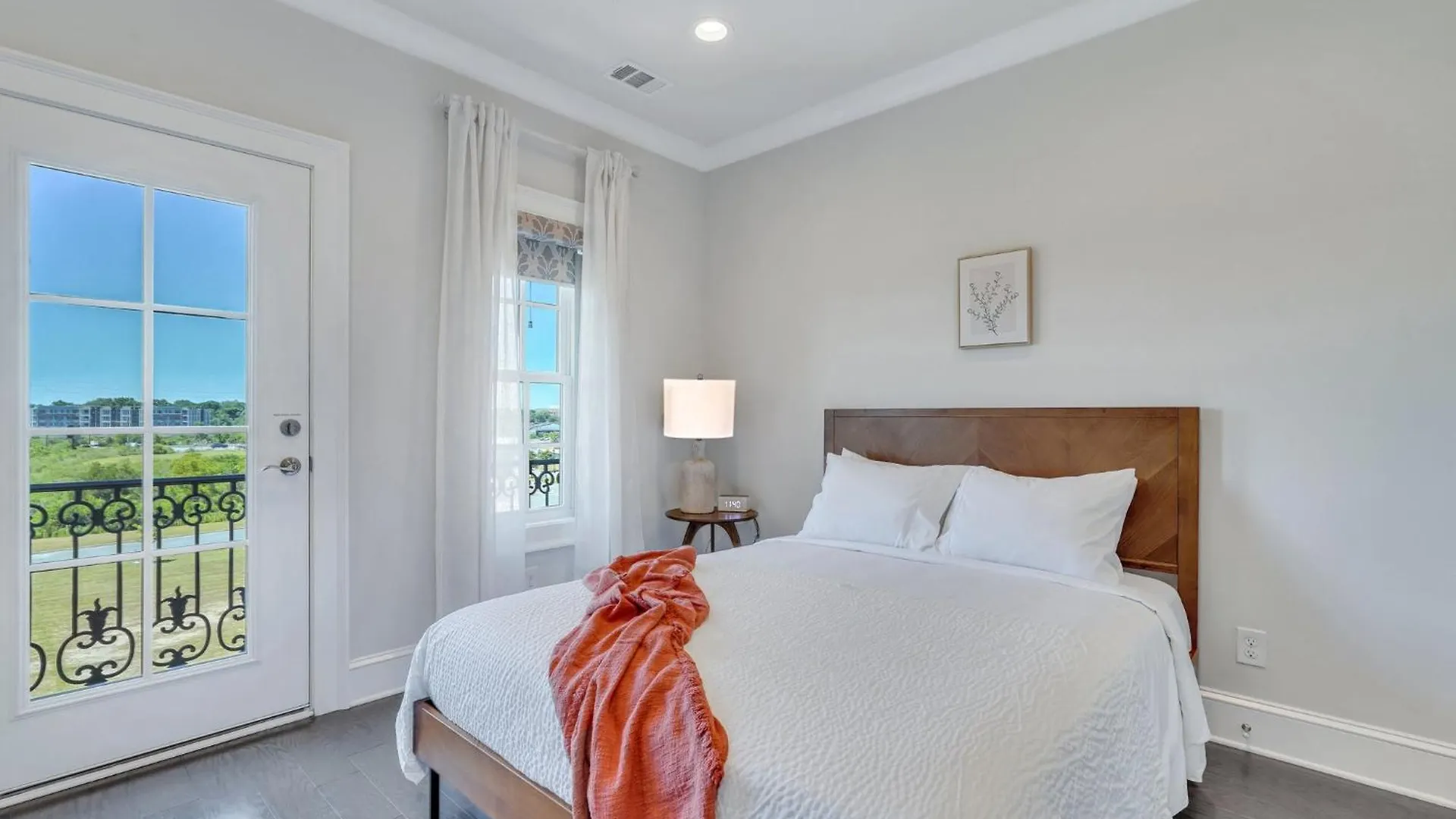 Waterside Retreat, Steps To River Street * Savannah