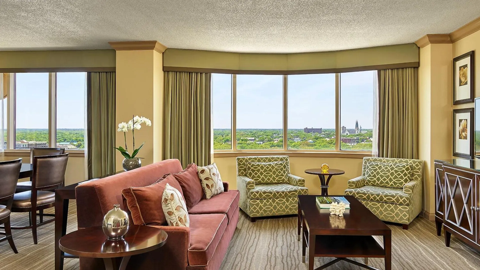 The Westin Harbor Golf & 4*