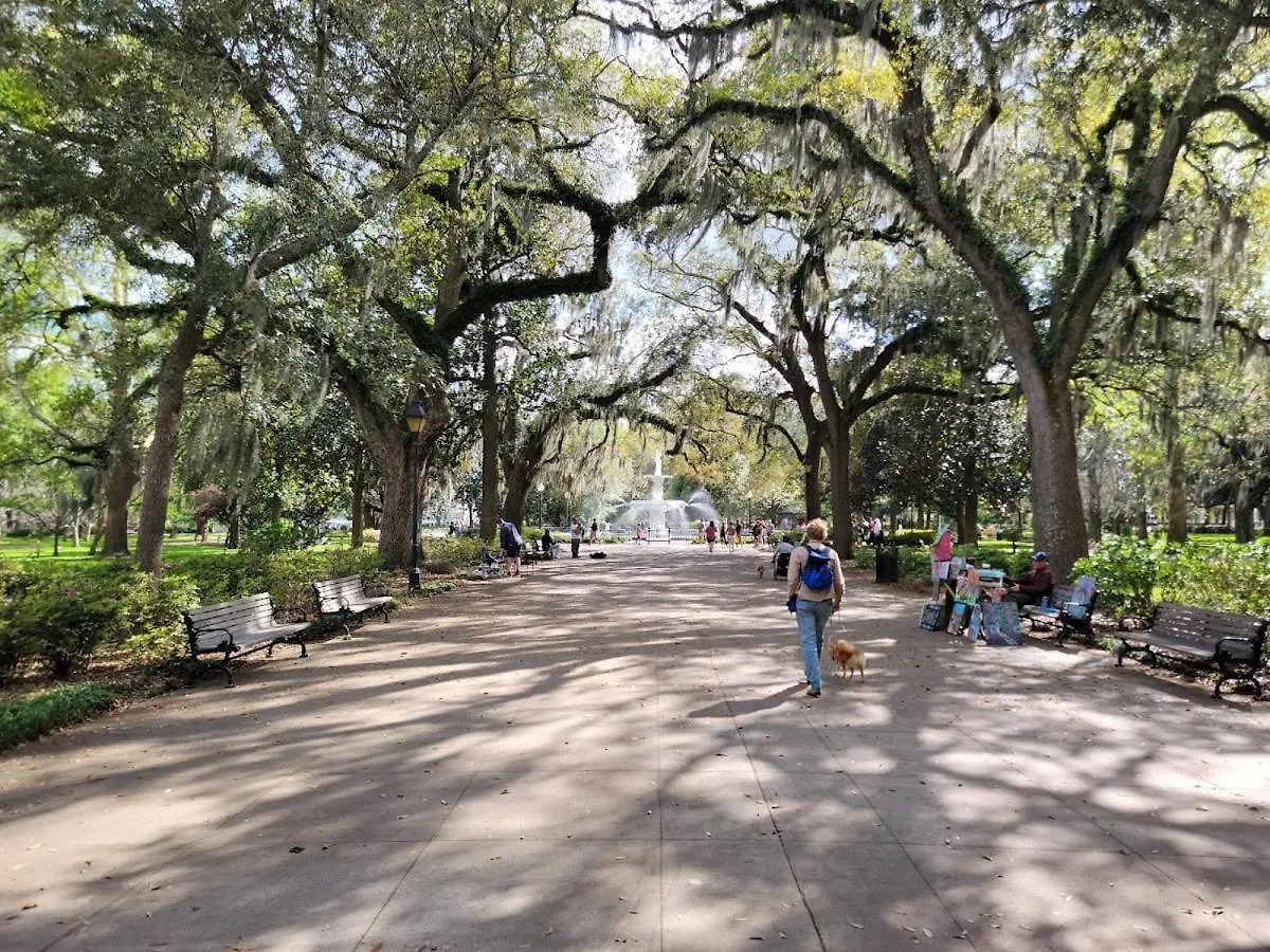 Holiday home Charming & Bright 2 Bedroom - Close To Downtown - Airport Savannah