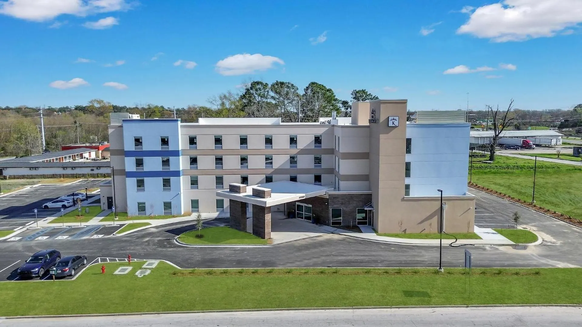 Hotel The Kingston Garden City