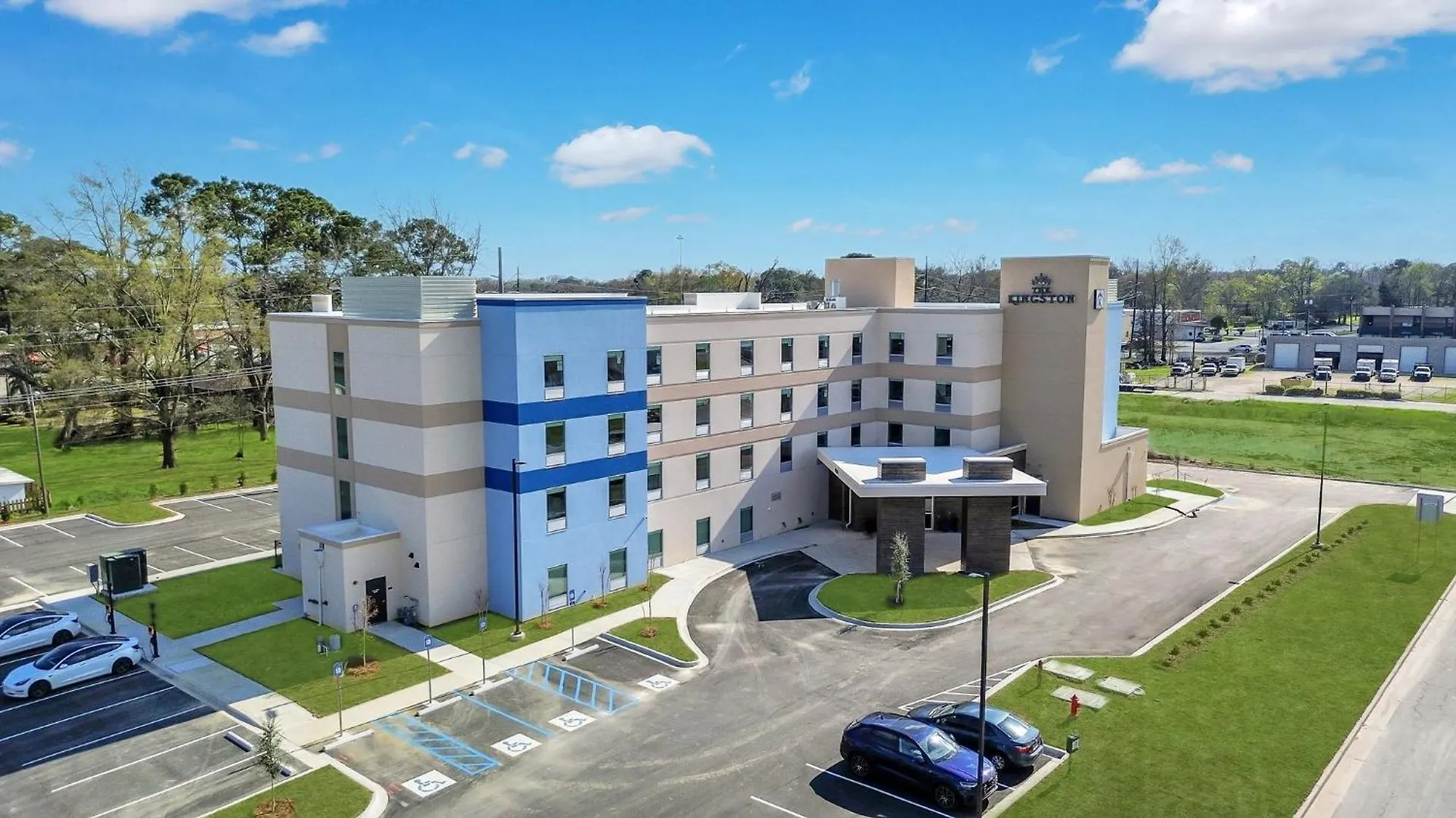 Hotel The Kingston Garden City