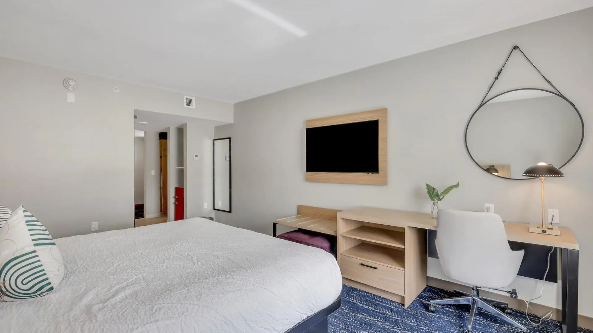 Hotel The Kingston Garden City