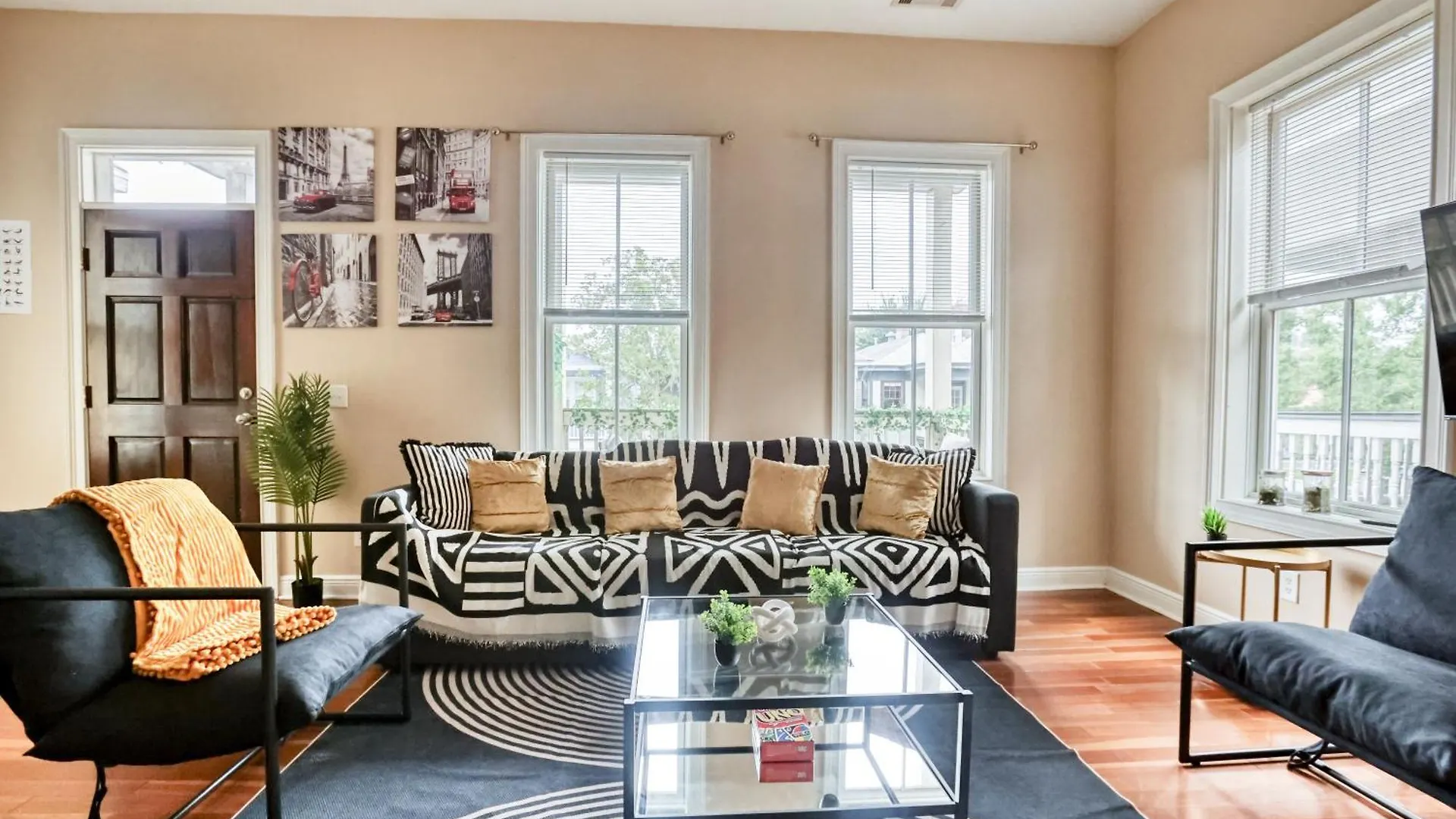 5min To Dt - King Beds - Parking - Telescope - Private Balcony Savannah