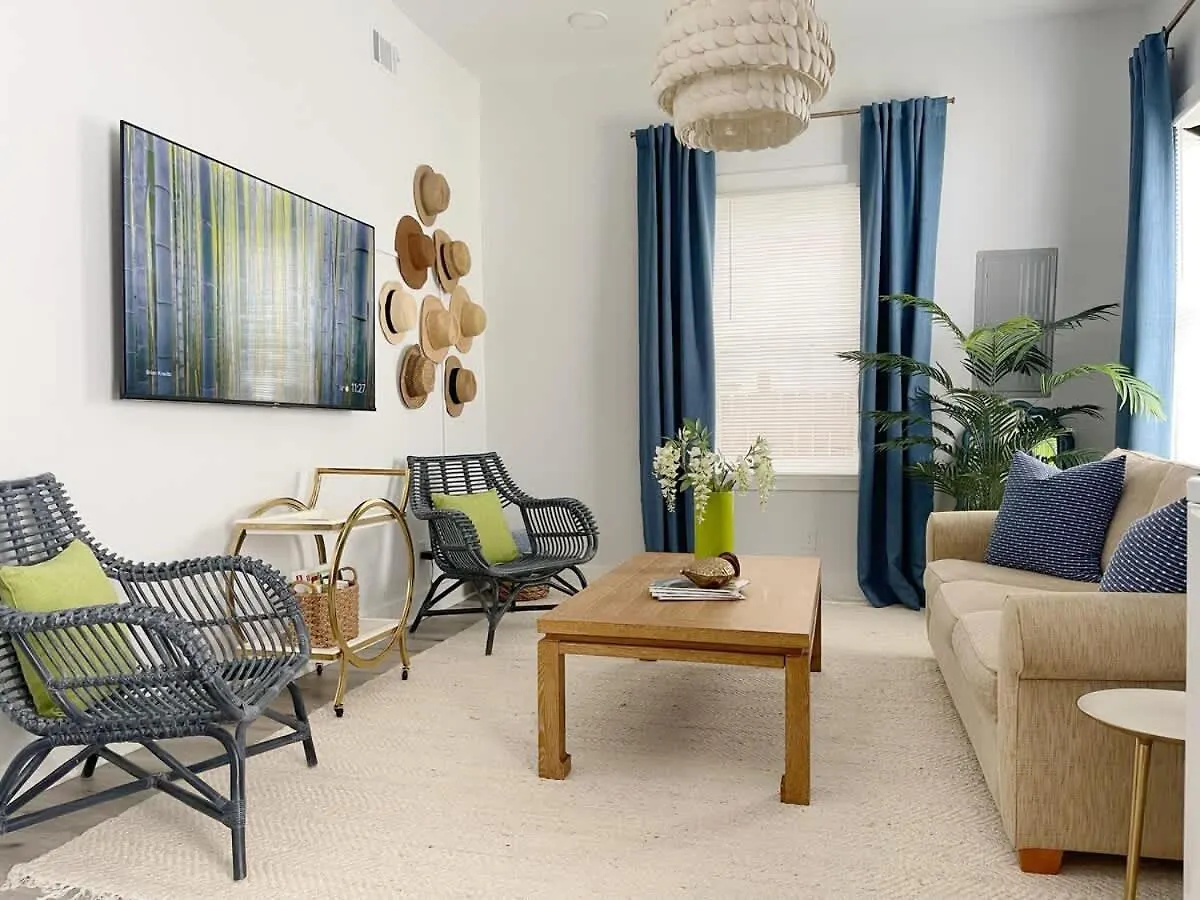 Holiday home Elegant Duplex Steps To Forsyth! Savannah