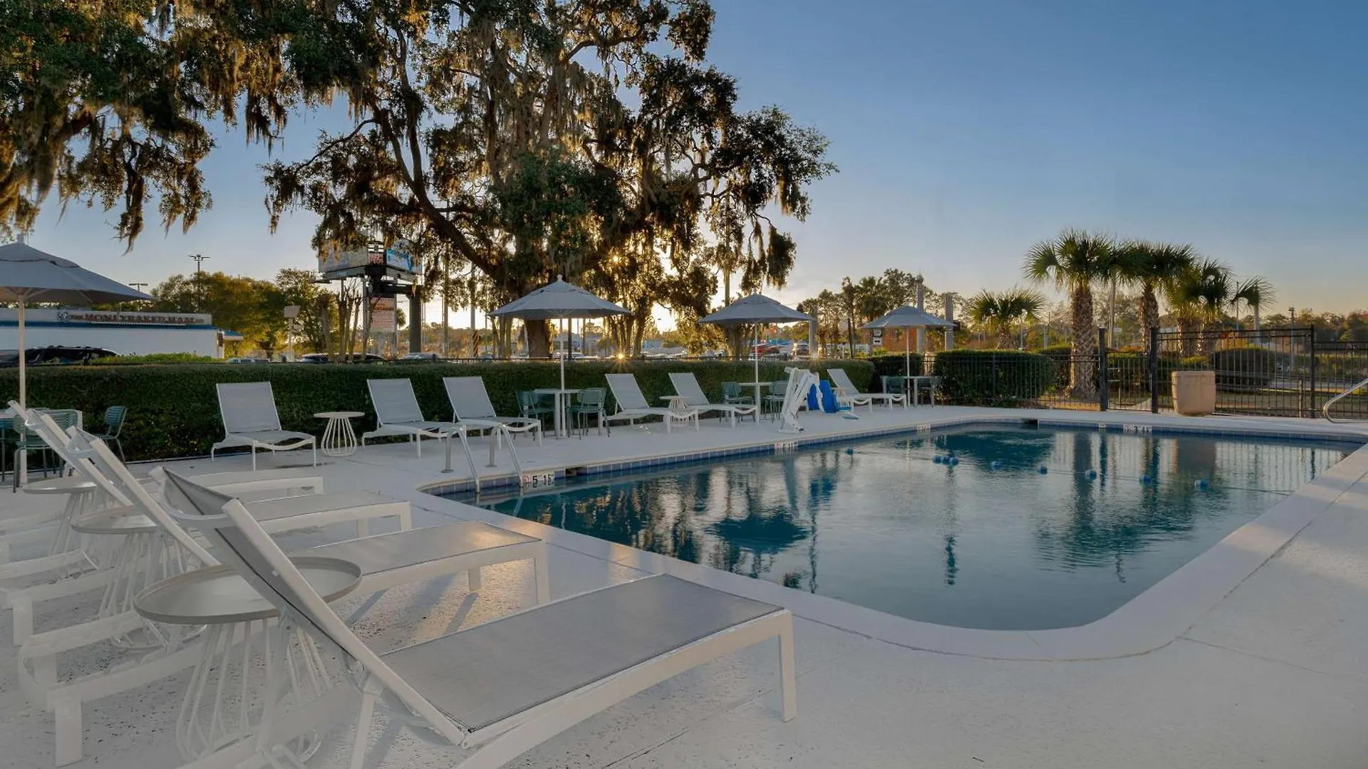Spark By Hilton Midtown Hotel Savannah