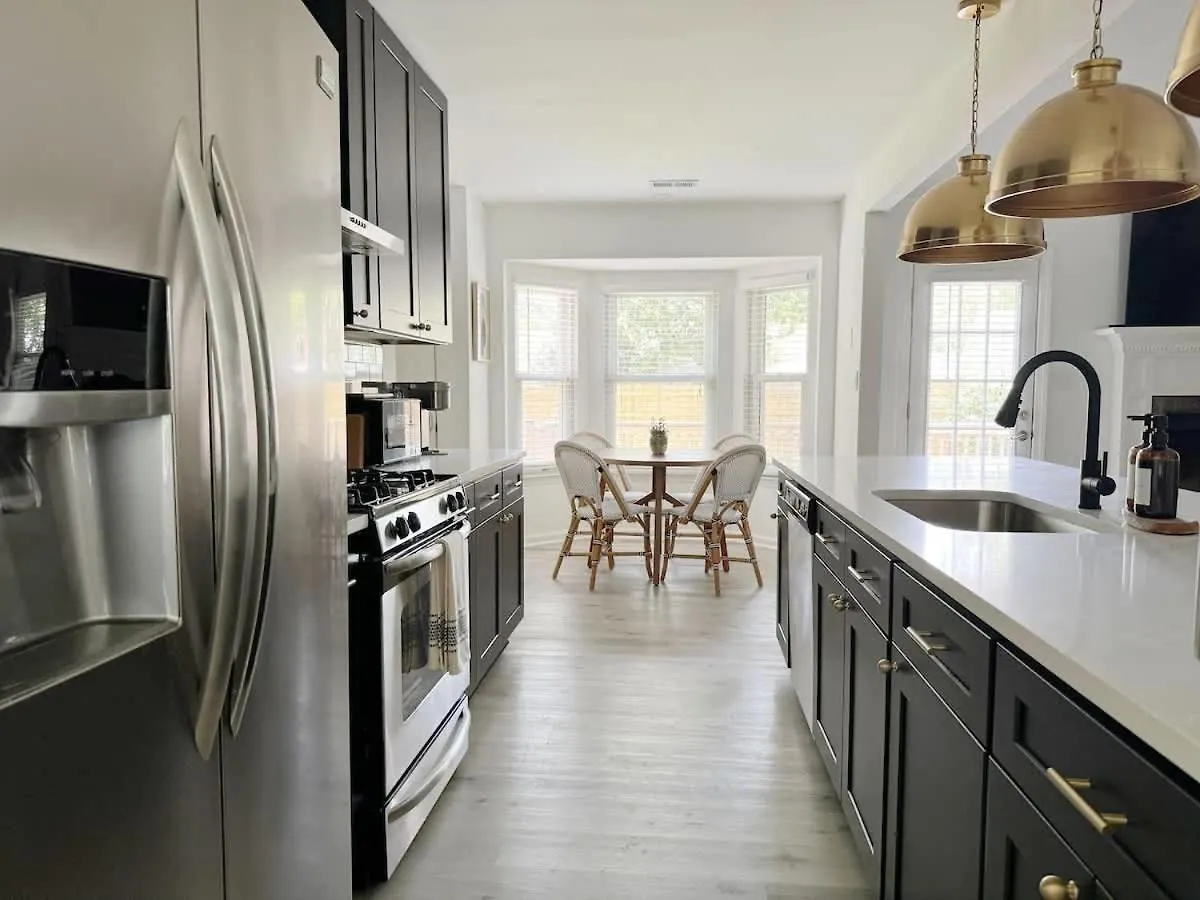 Nyaraló Modern Near & Dog Friendly Savannah
