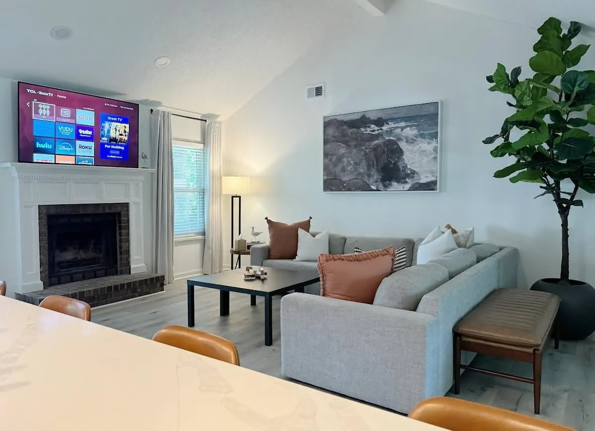 Modern Near & Dog Friendly Nyaraló