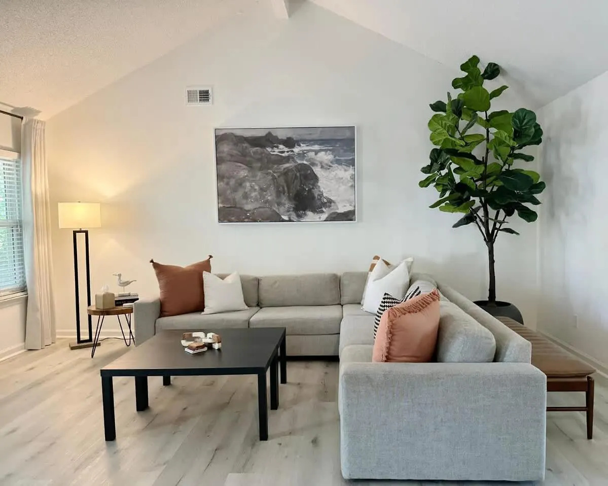 Modern Near & Dog Friendly Nyaraló
