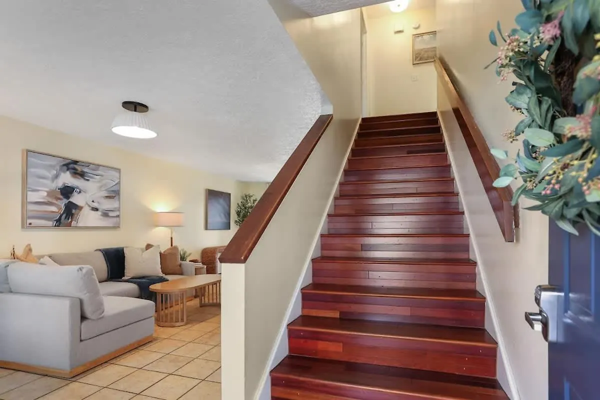 Holiday home Family & Dog-friendly House W Pool & Entertainment Galore! Halfway To Downtown And Tybee