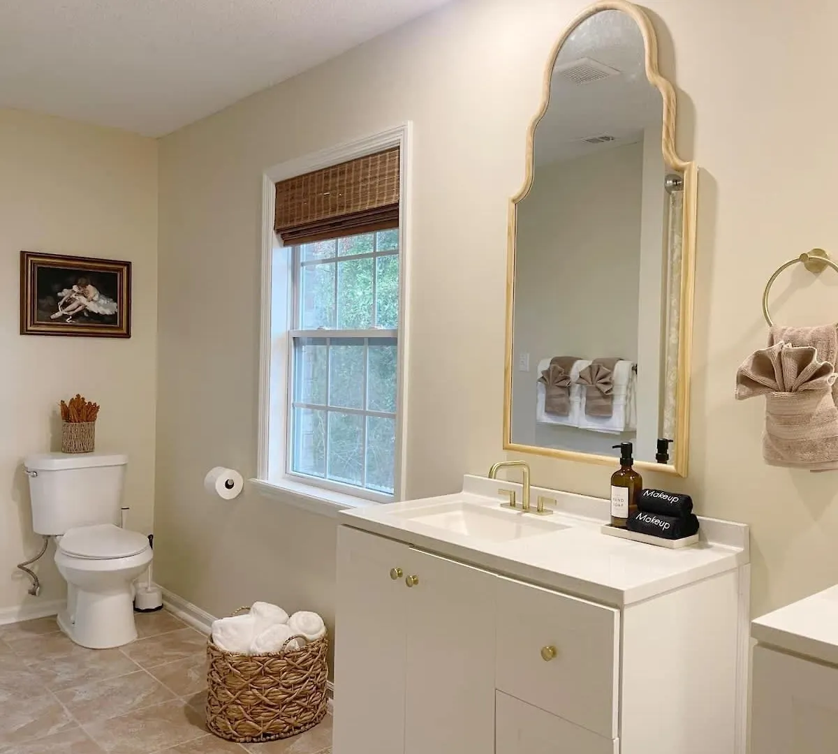Large Sleeps 10 & Downtown Dog Heaven Holiday home Savannah